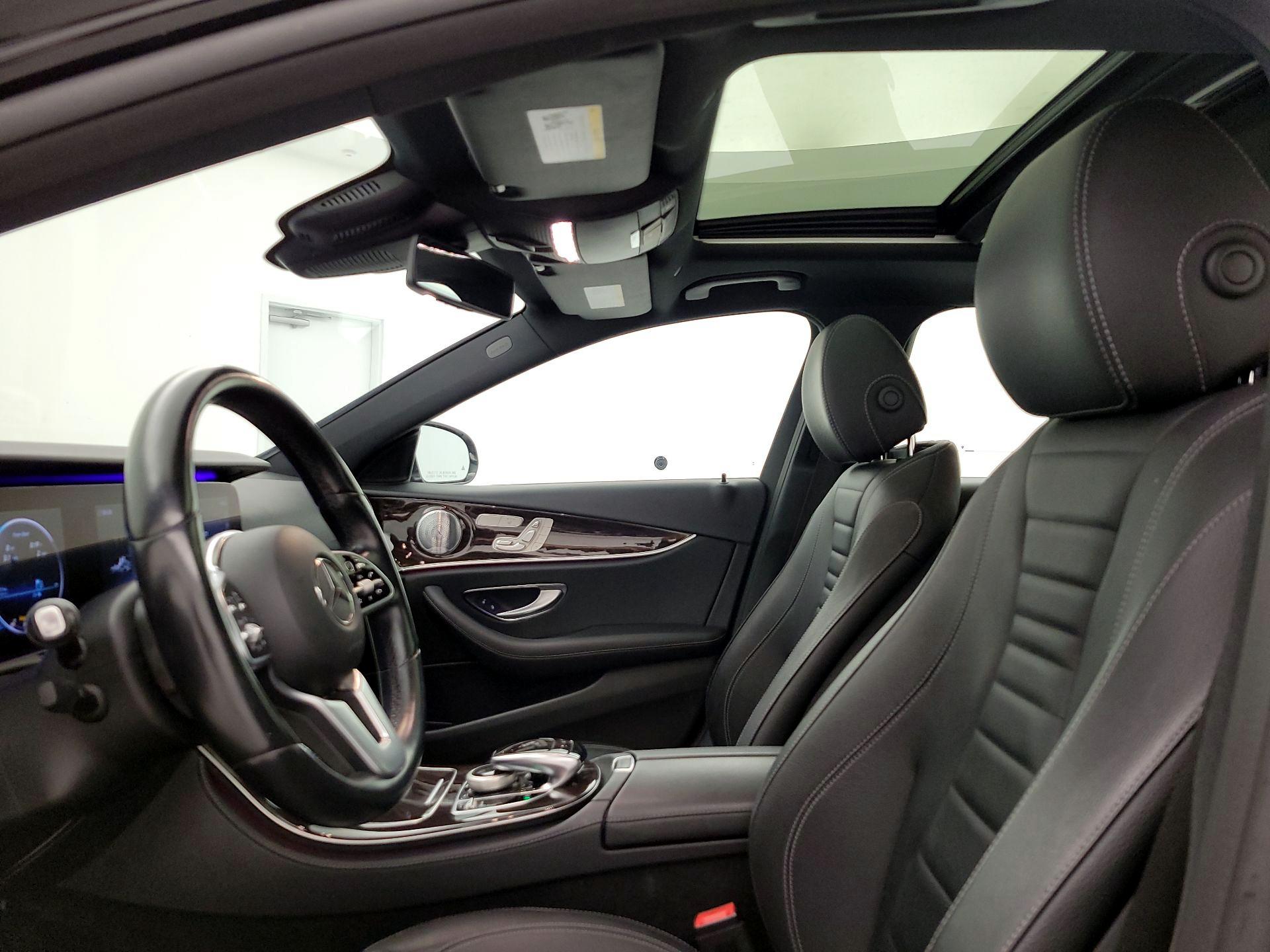 Thumbnail: 2020 Mercedes-Benz E-Class - 19