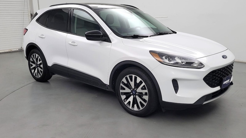 2020 Ford Escape SE Hero Image