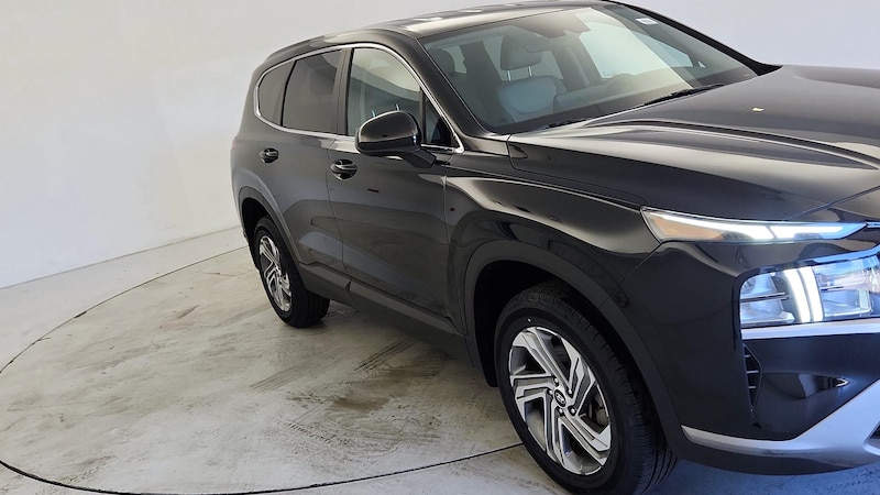 2021 Hyundai Santa Fe SE Hero Image