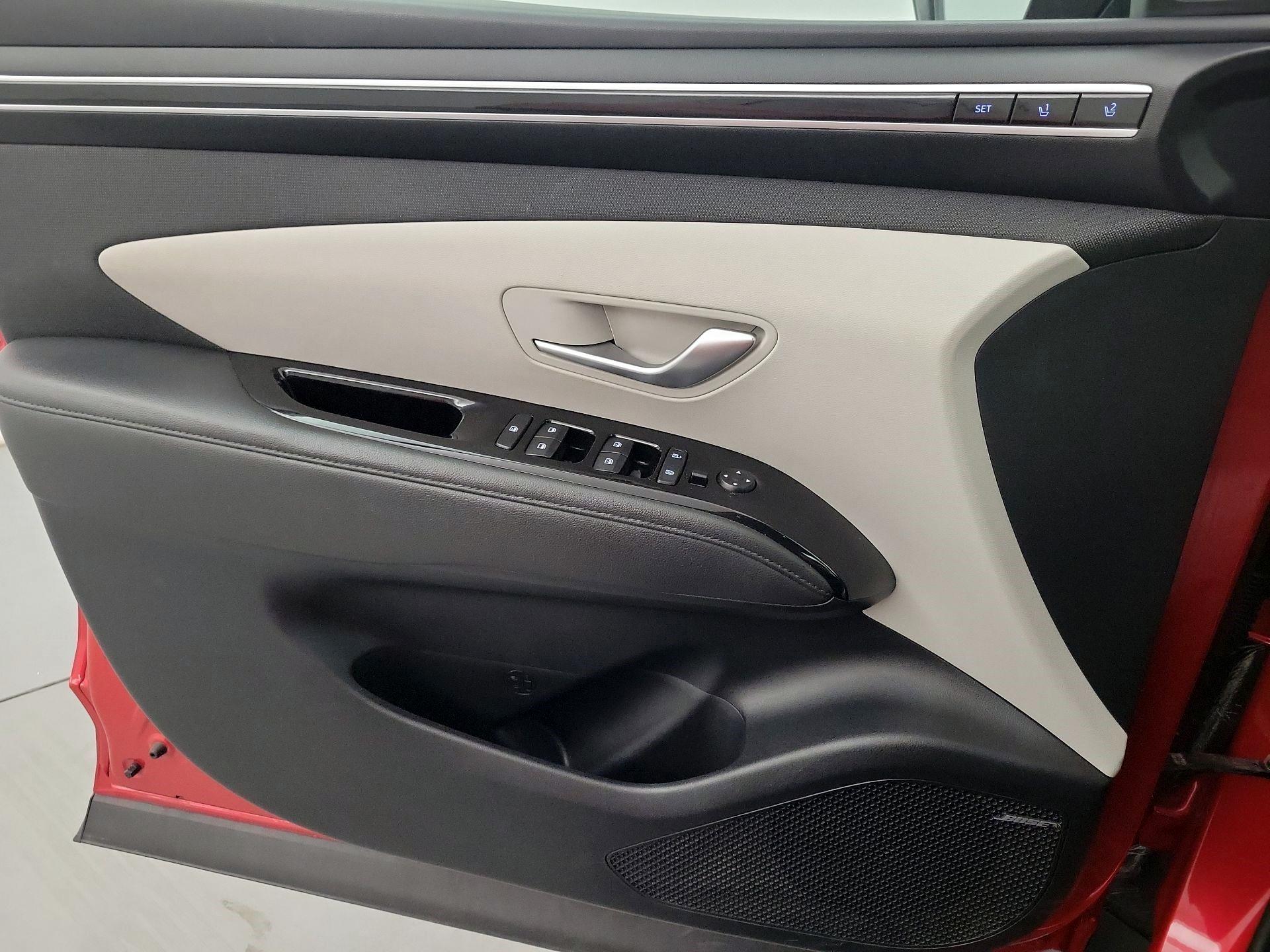 Thumbnail: 2022 Hyundai Tucson - 12