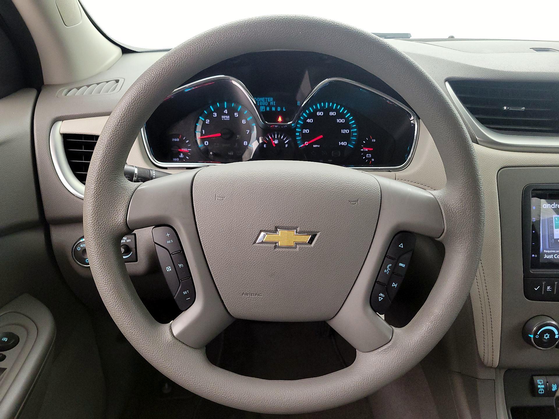 Thumbnail: 2017 Chevrolet Traverse - 10