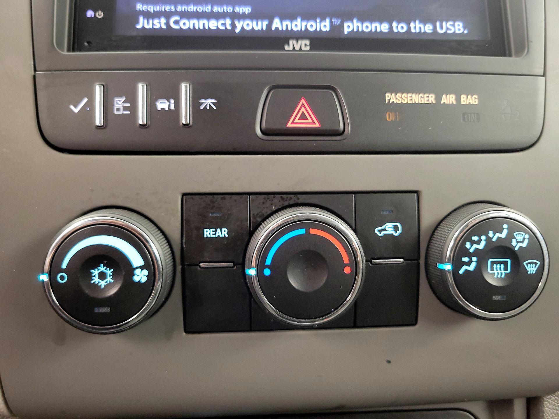 Thumbnail: 2017 Chevrolet Traverse - 16