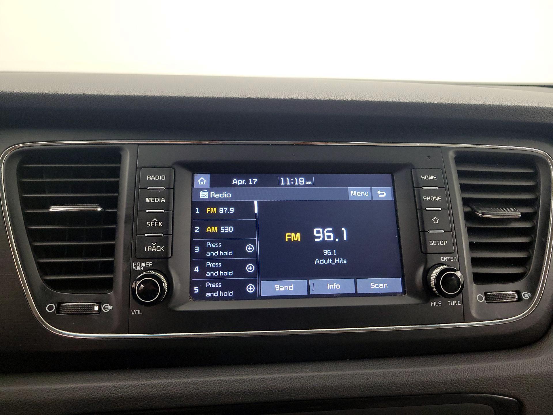 Thumbnail: 2021 Kia Sedona - 15