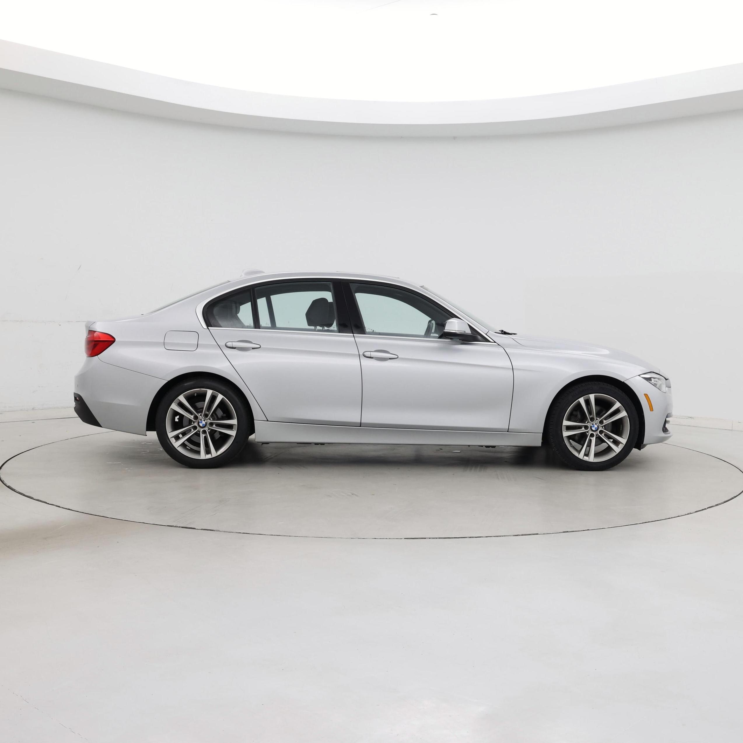 Thumbnail: 2017 BMW 3 Series - 7