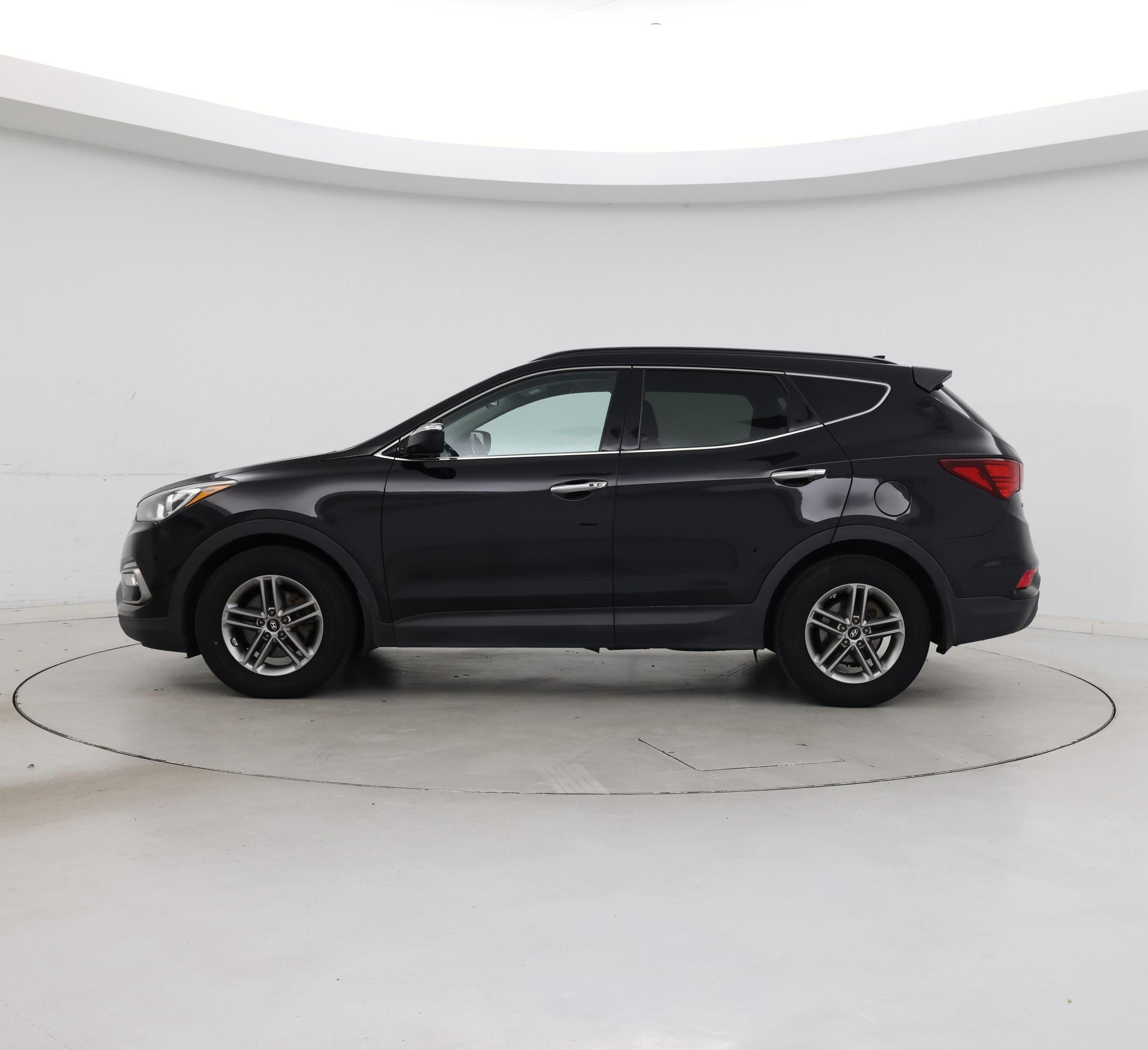Thumbnail: 2017 Hyundai Santa Fe - 3