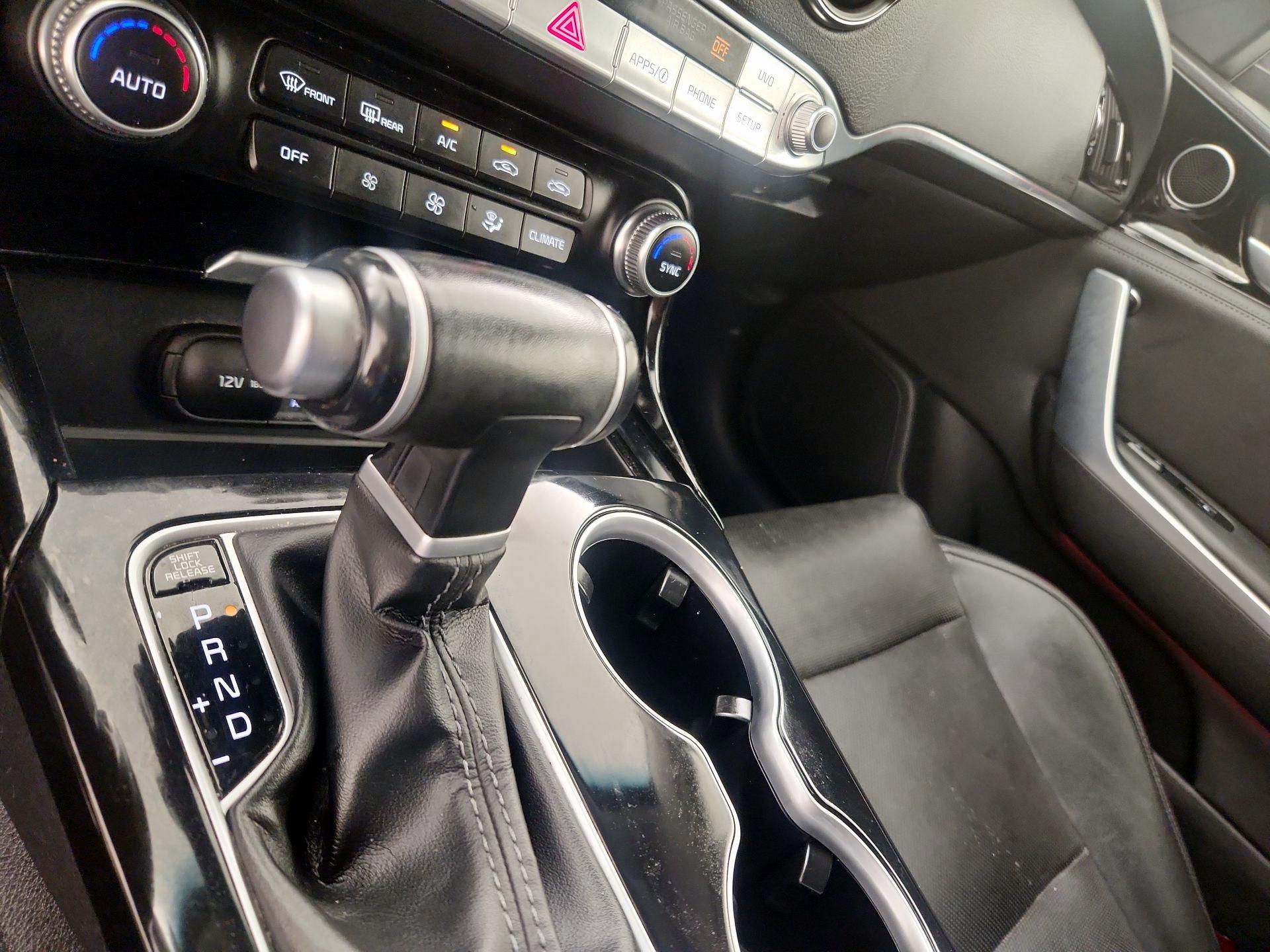 Thumbnail: 2019 Kia Stinger - 17