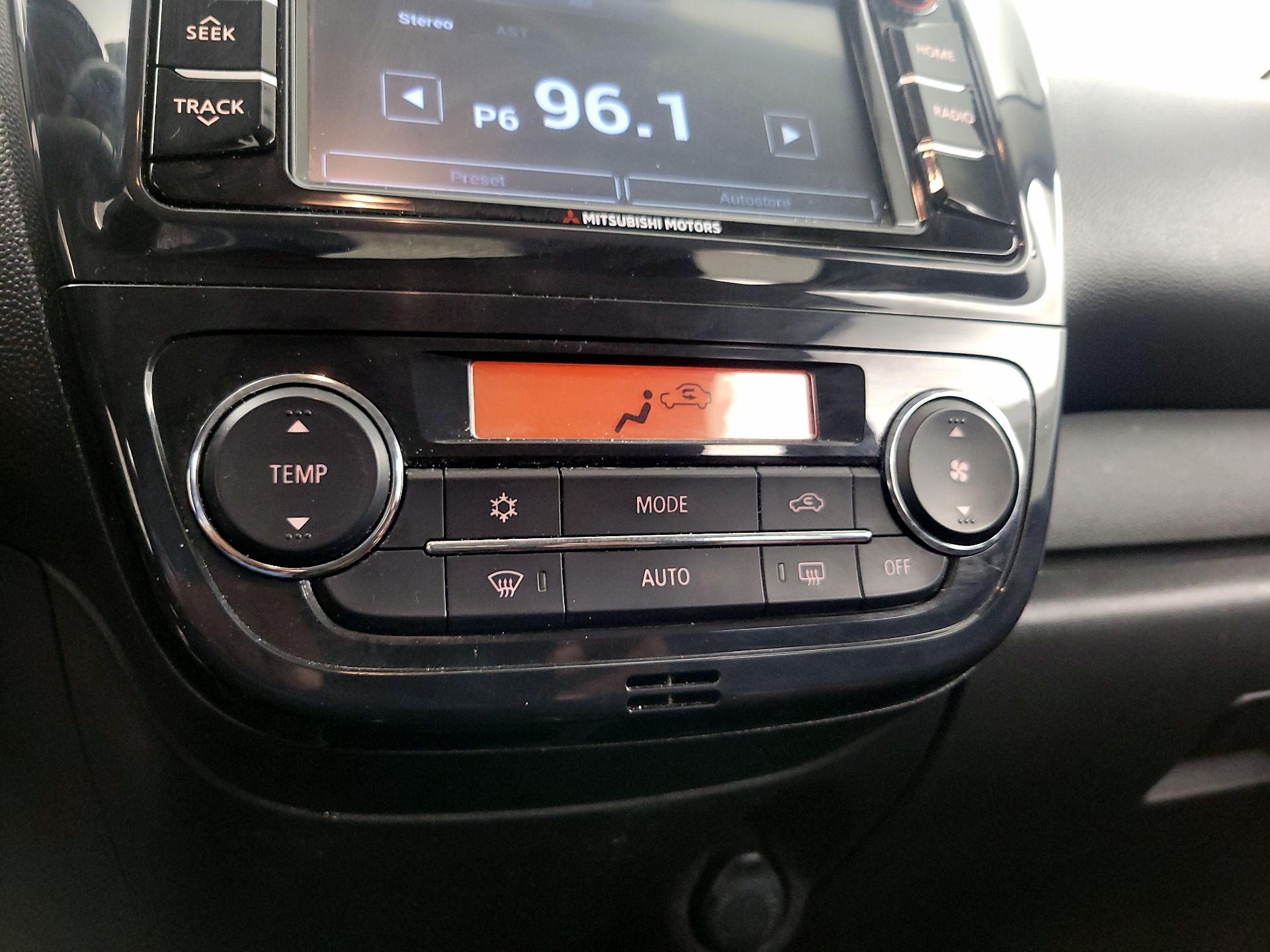 Thumbnail: 2020 Mitsubishi Mirage - 16