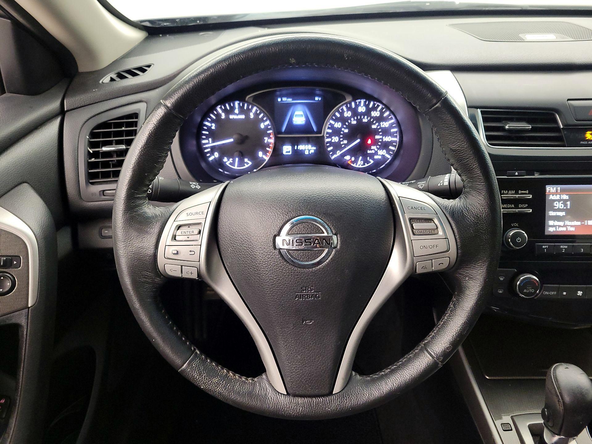 Thumbnail: 2014 Nissan Altima - 10