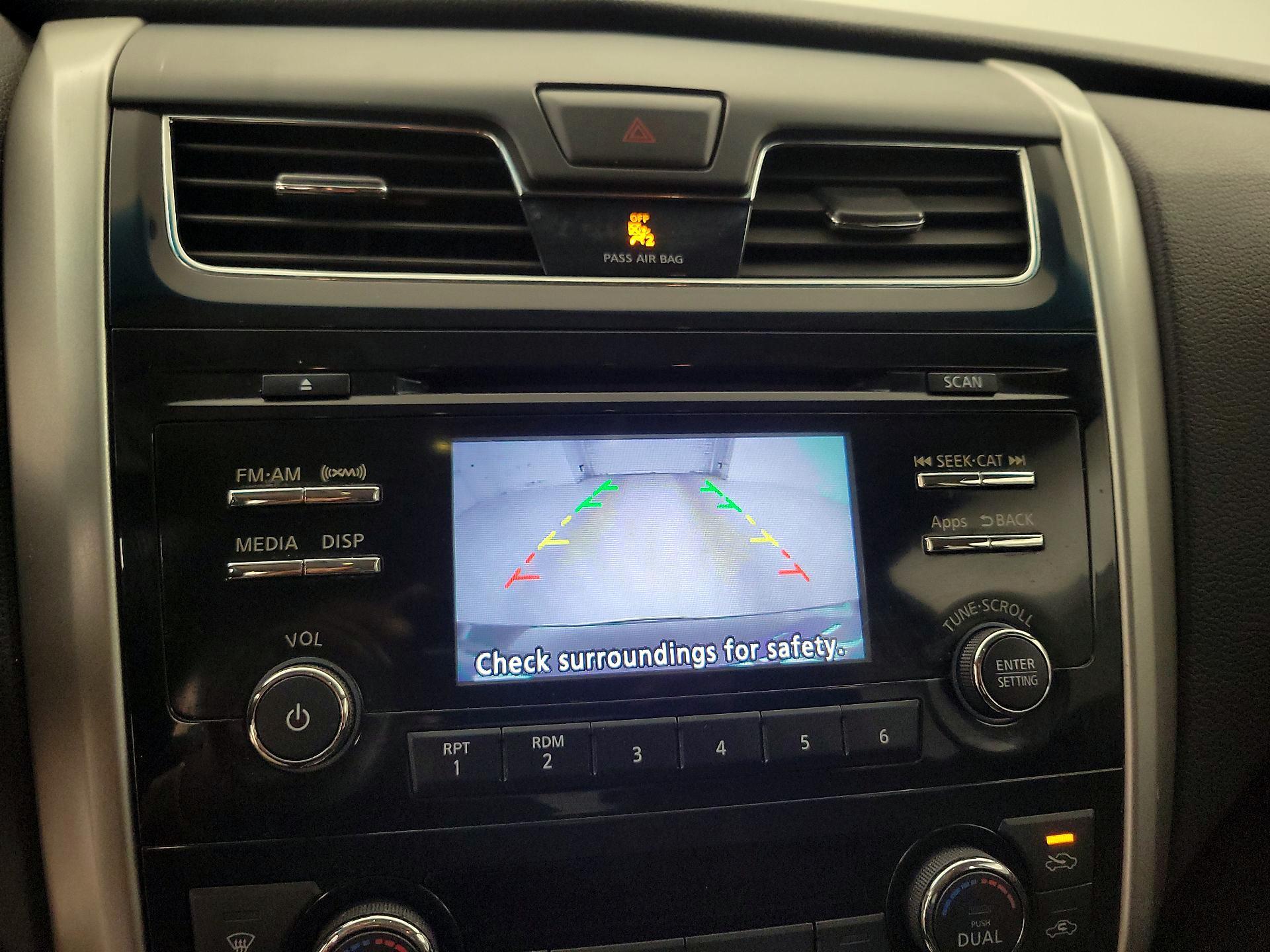 Thumbnail: 2014 Nissan Altima - 14