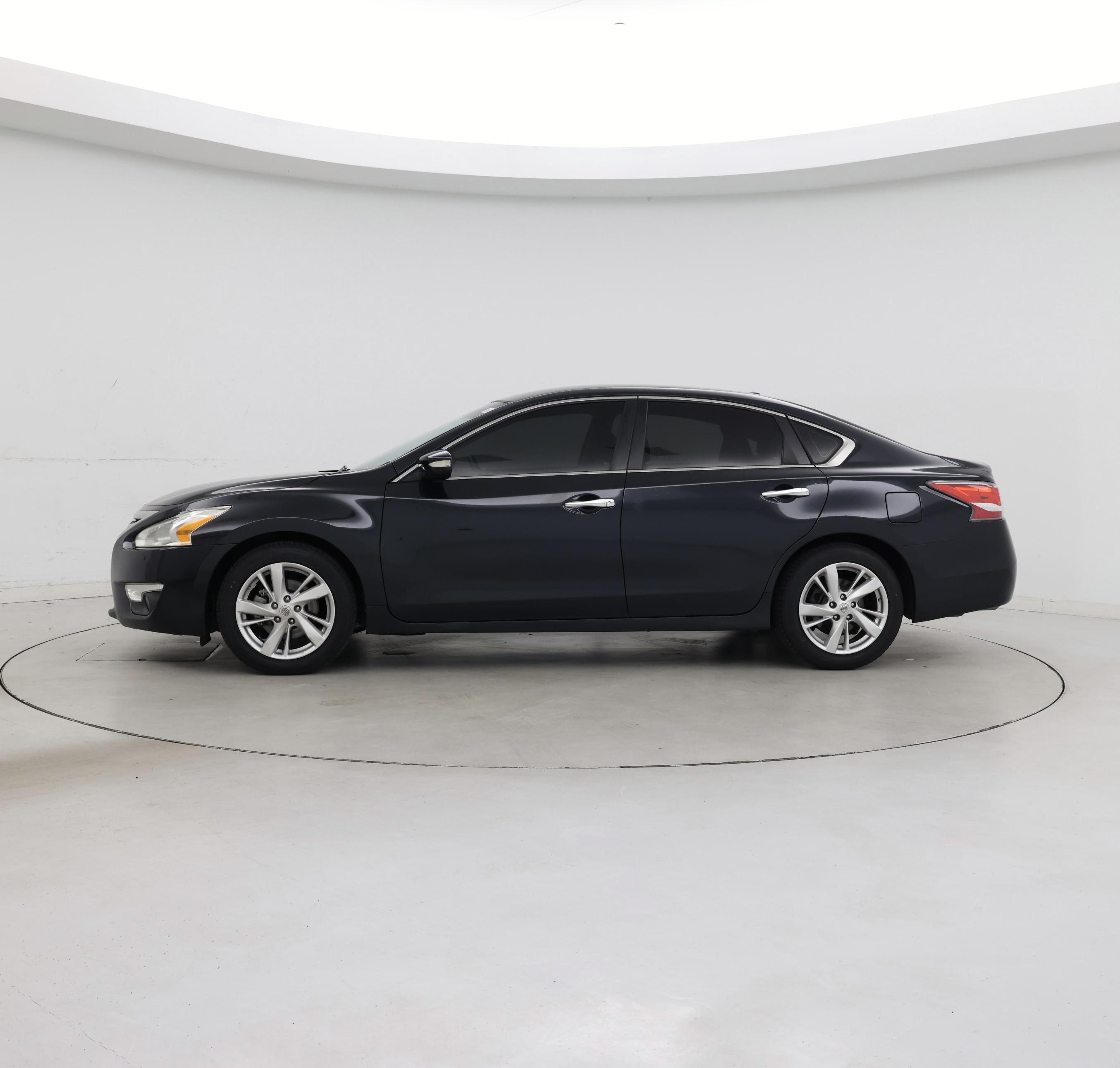 Thumbnail: 2014 Nissan Altima - 3