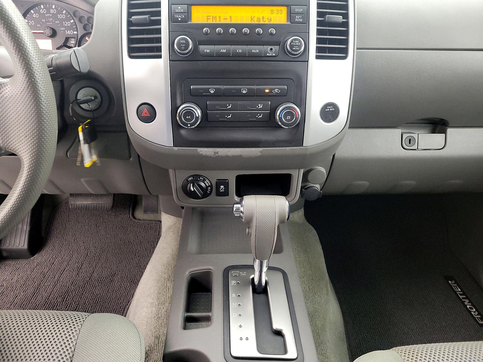 Thumbnail: 2016 Nissan Frontier - 16