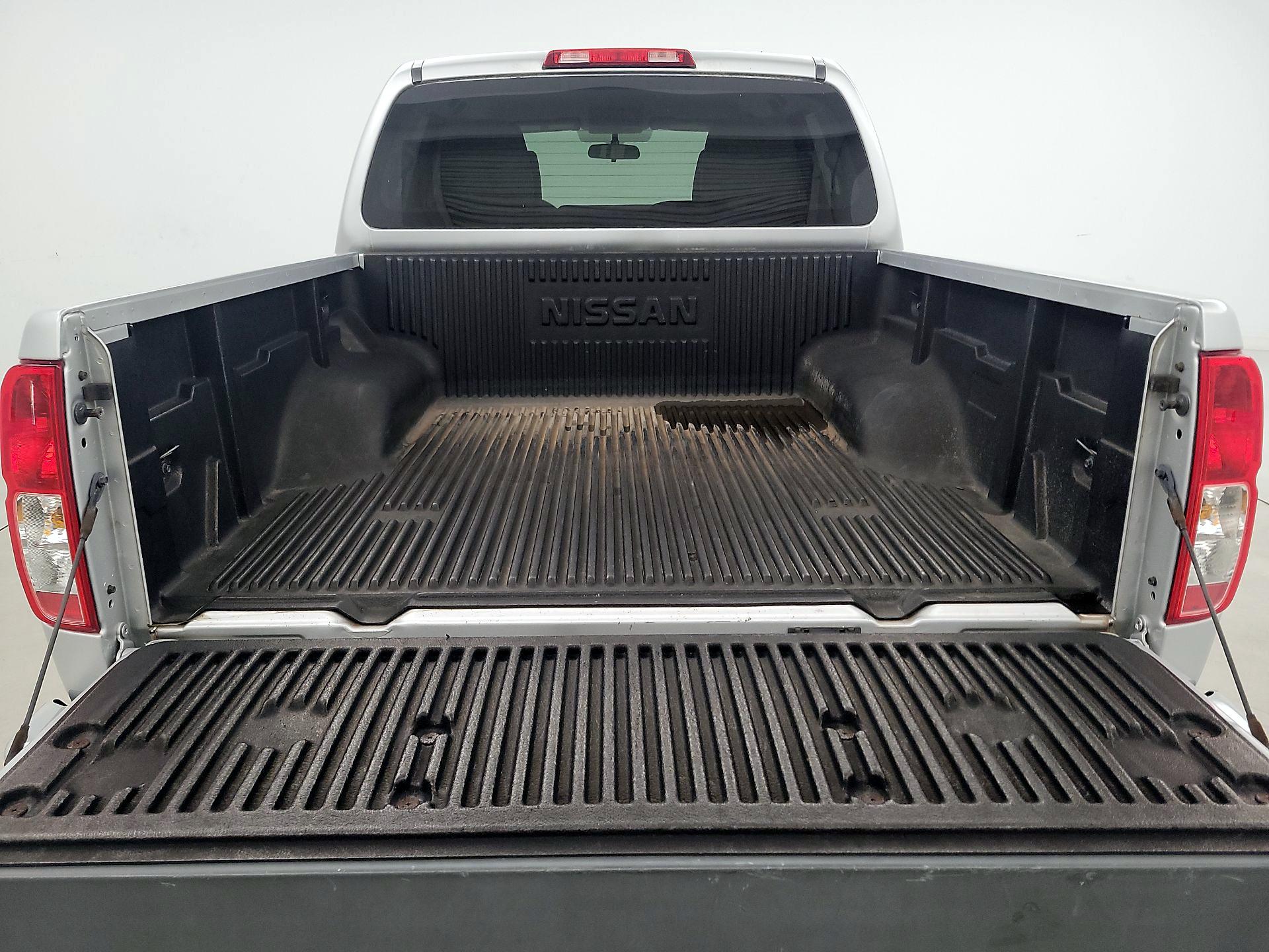 Thumbnail: 2016 Nissan Frontier - 18