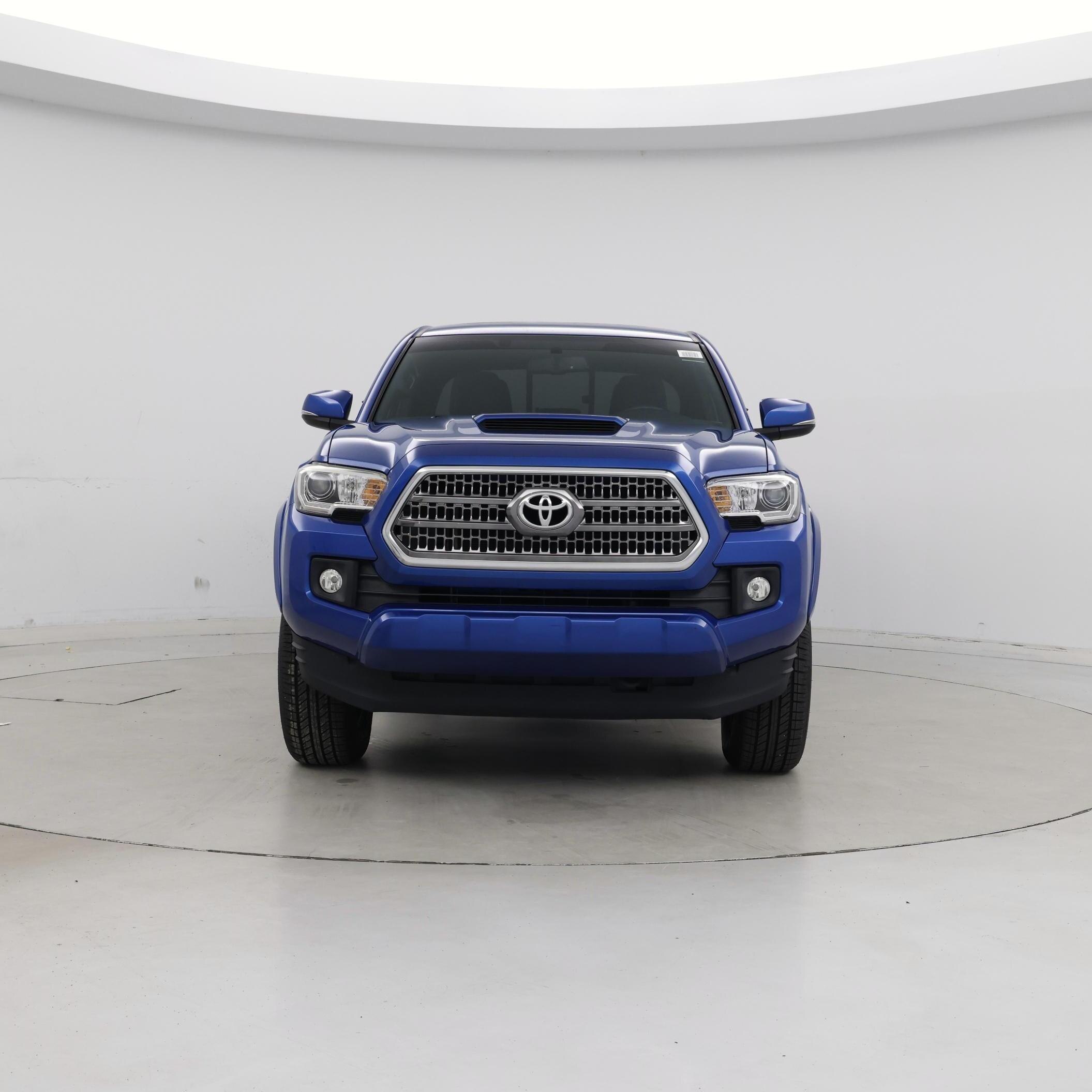 Thumbnail: 2016 Toyota Tacoma - 5
