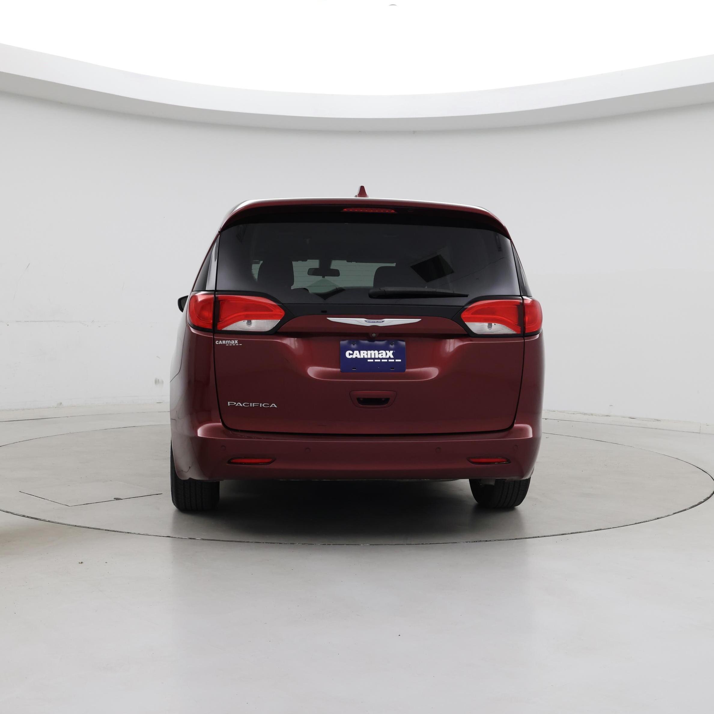 Thumbnail: 2018 Chrysler Pacifica - 6
