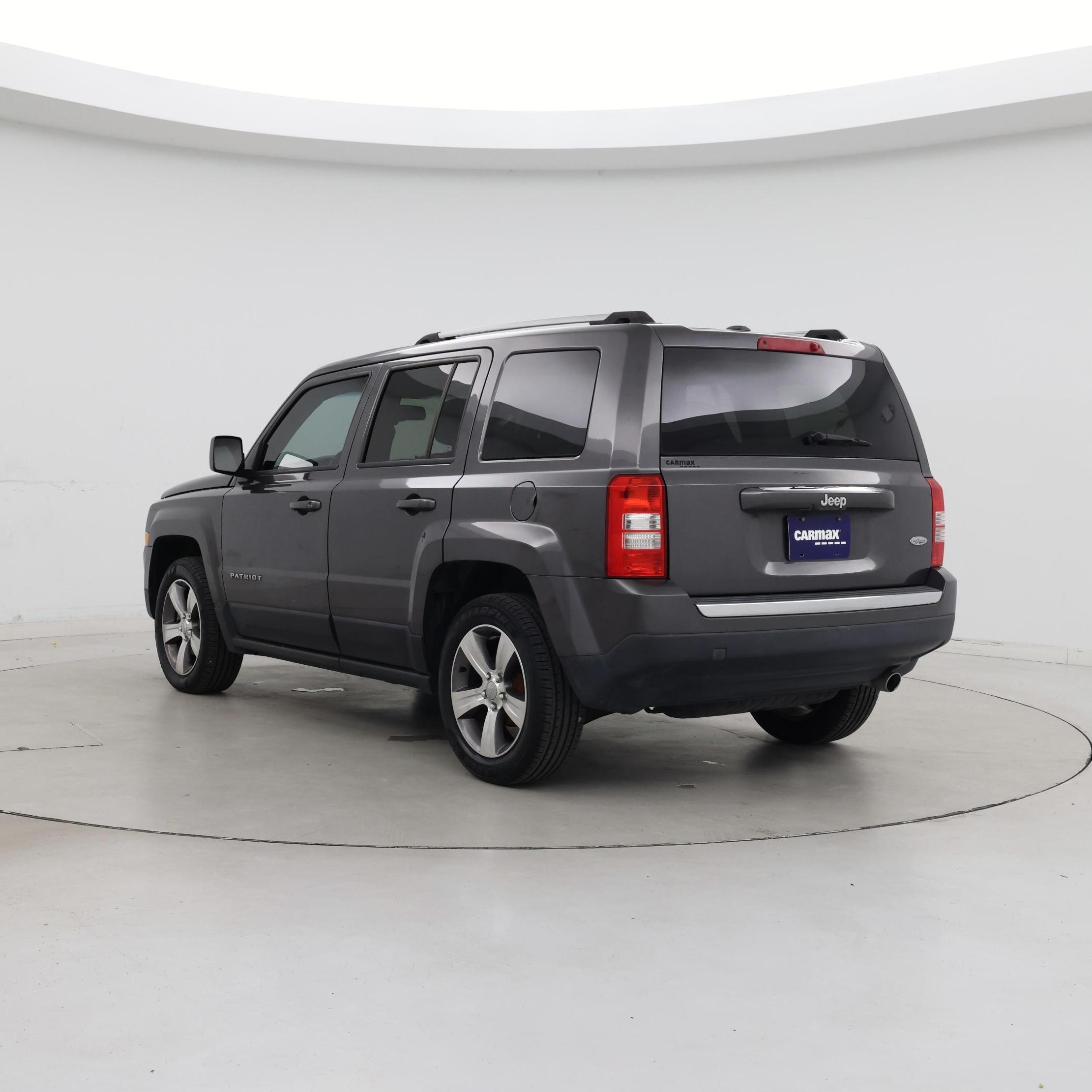 Thumbnail: 2016 Jeep Patriot - 2