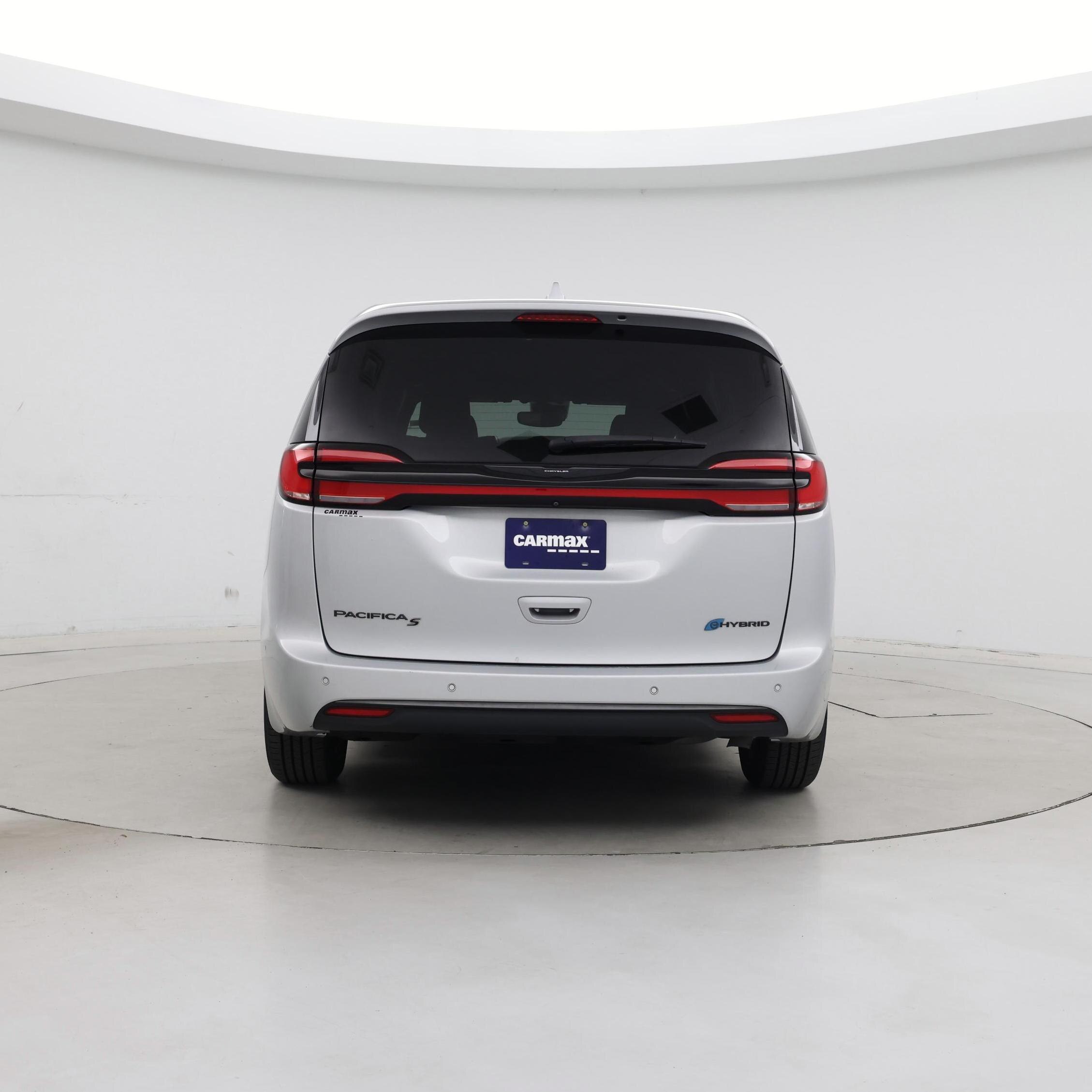 Thumbnail: 2022 Chrysler Pacifica - 6