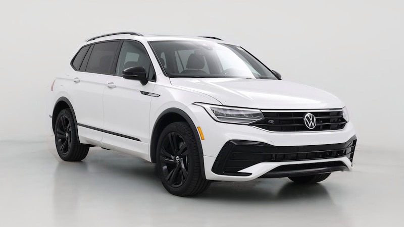 2023 Volkswagen Tiguan SE R-Line Black Hero Image