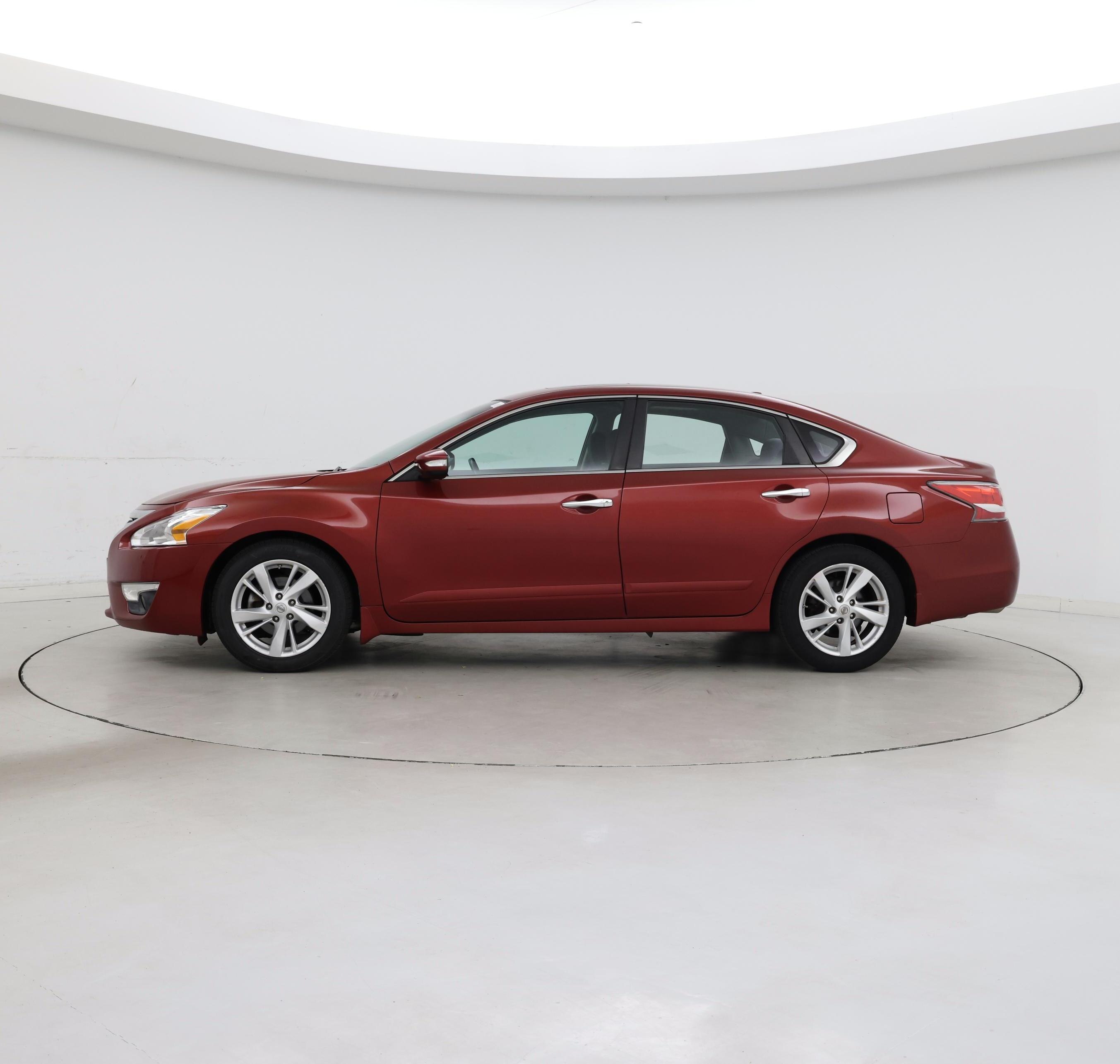 Thumbnail: 2015 Nissan Altima - 3