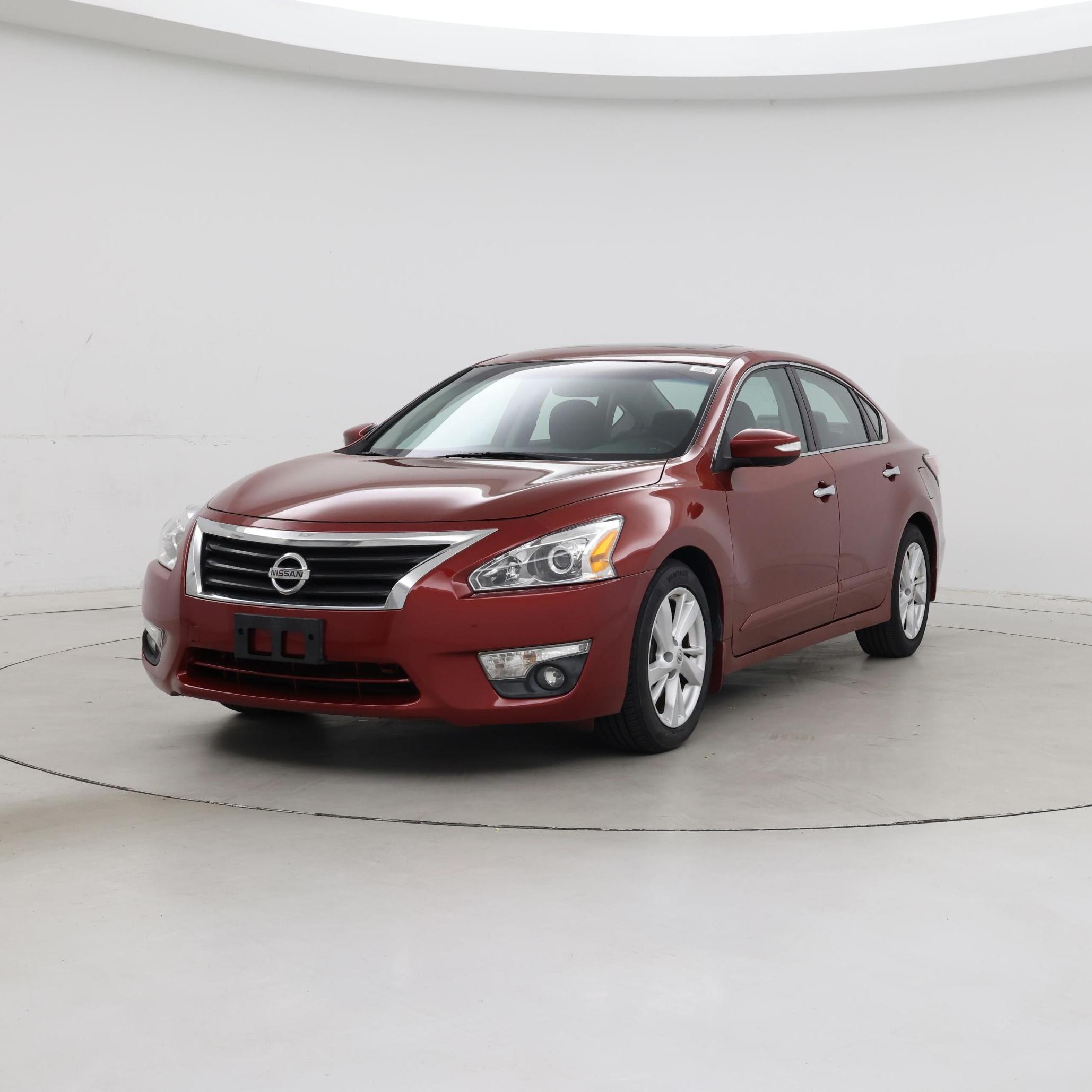 Thumbnail: 2015 Nissan Altima - 4