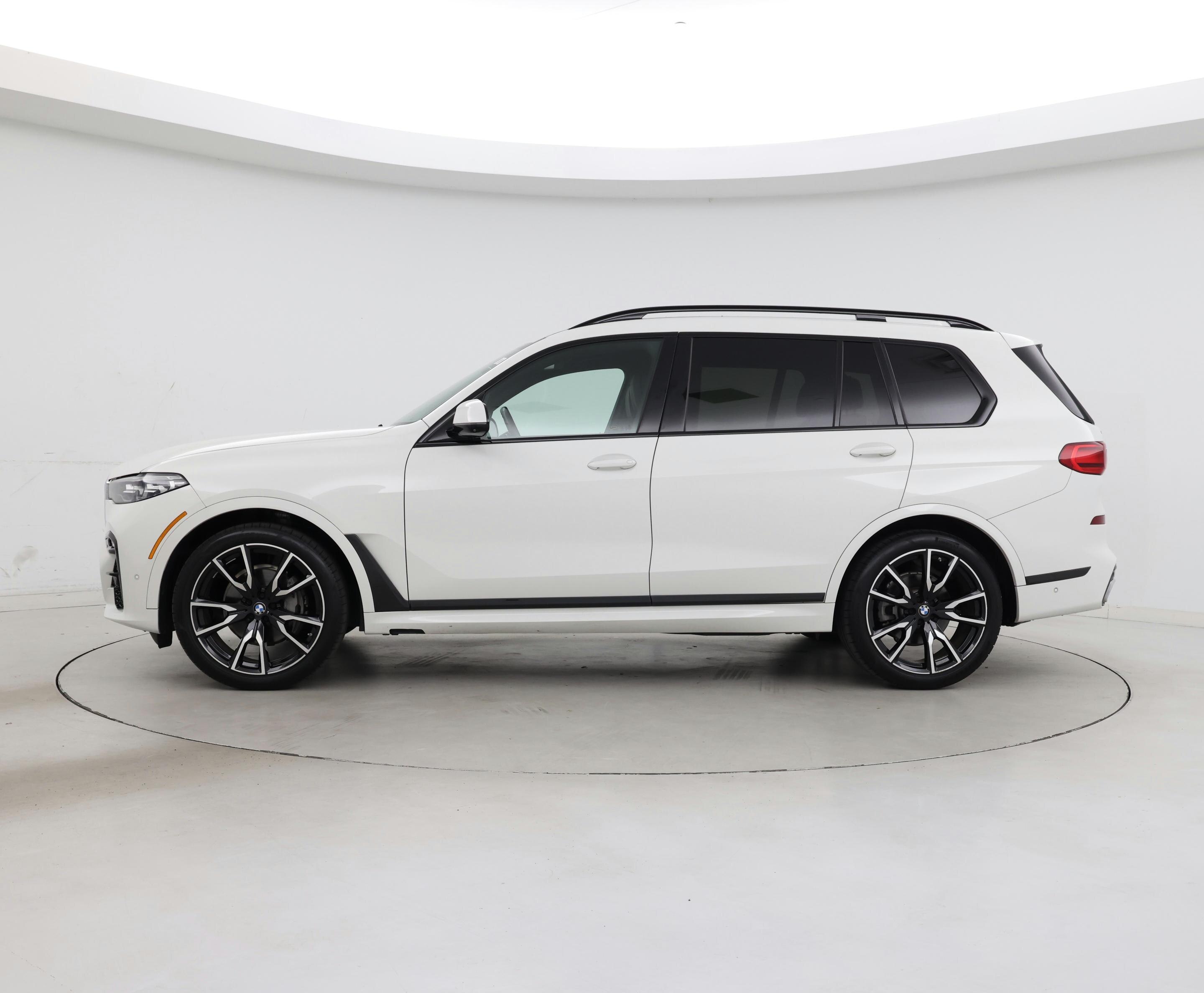Thumbnail: 2019 BMW X7 - 3