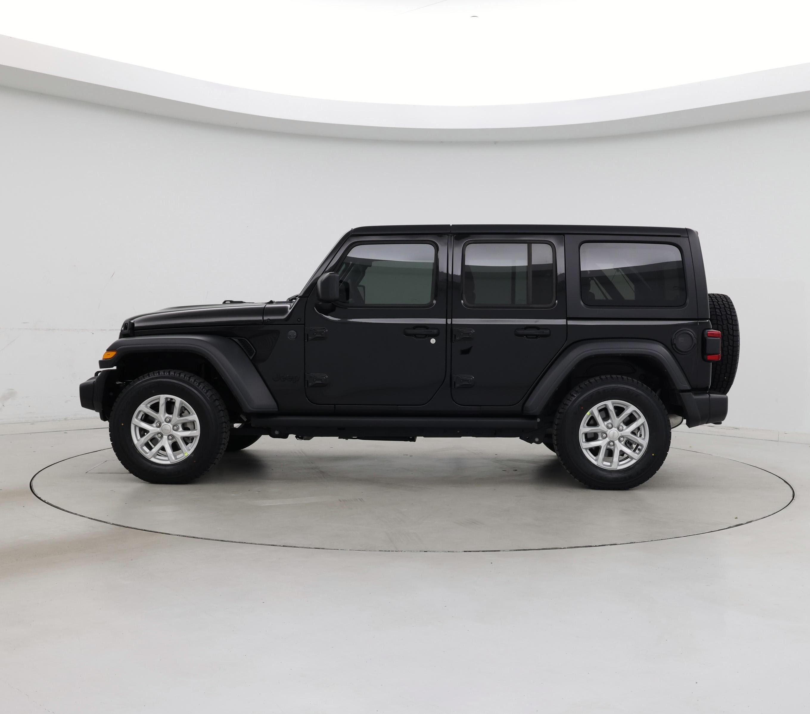 Thumbnail: 2023 Jeep Wrangler - 3