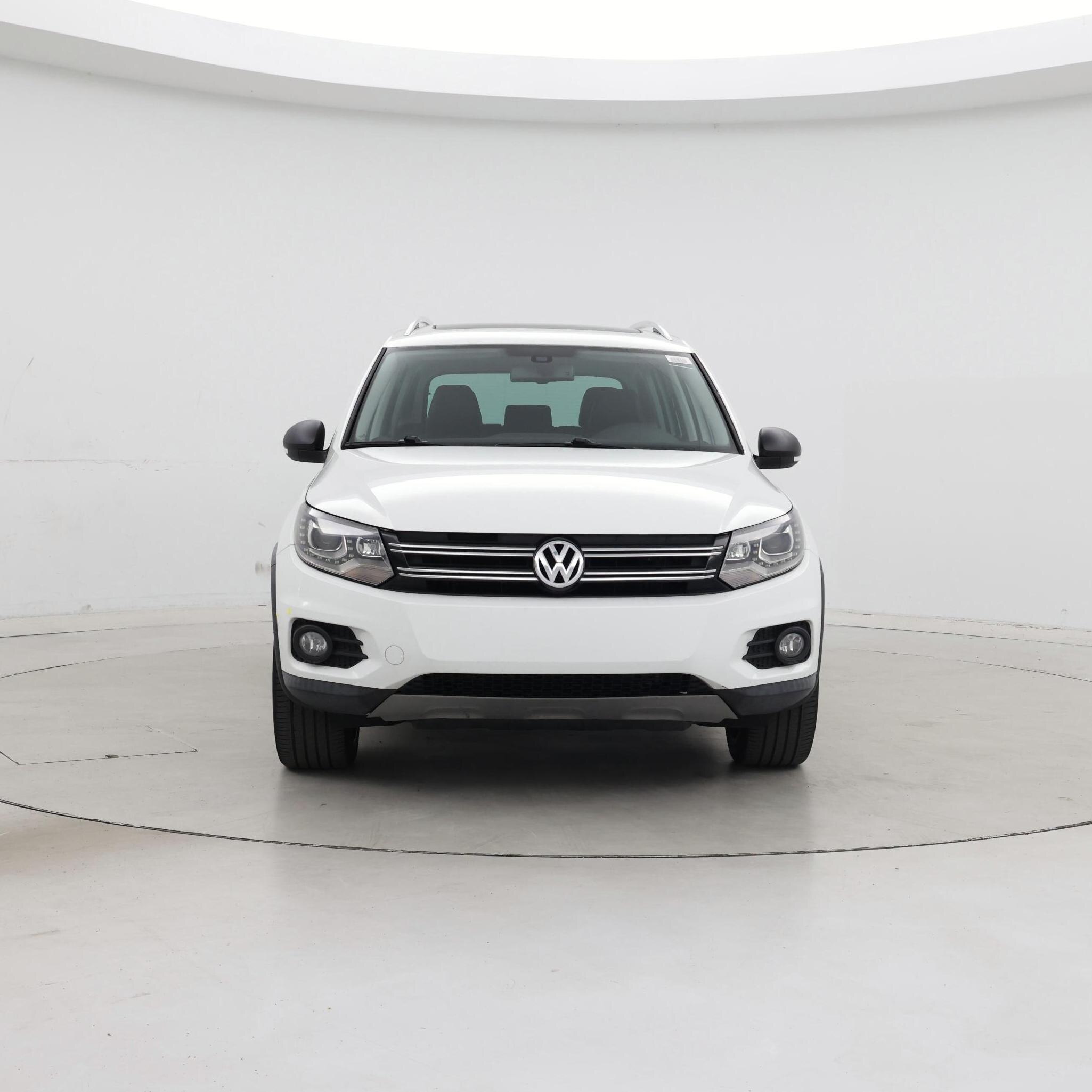 Thumbnail: 2016 Volkswagen Tiguan - 5
