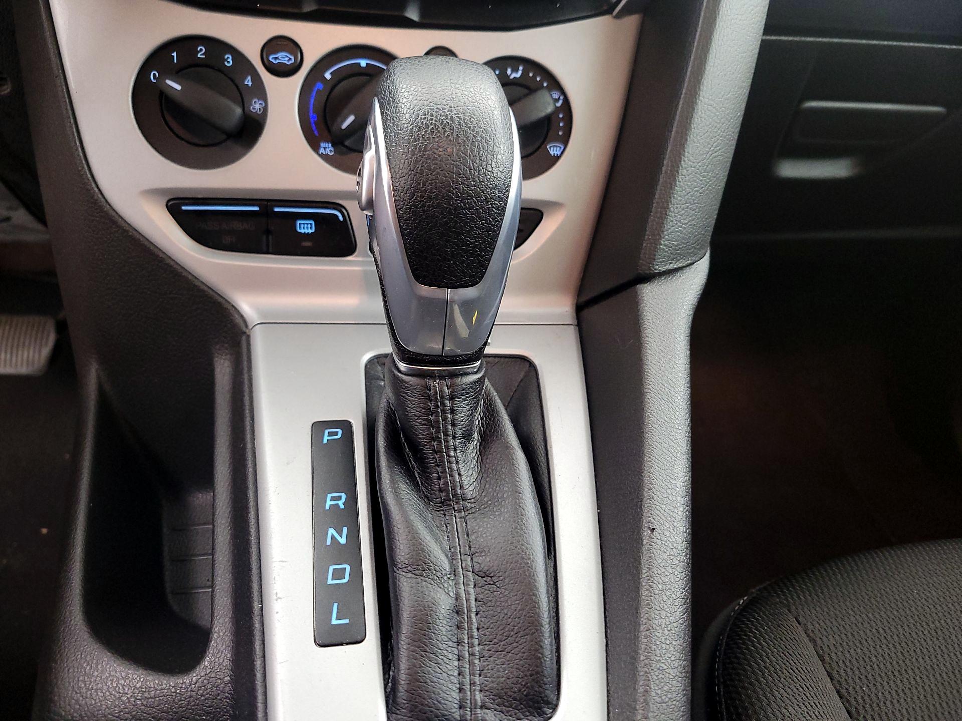 Thumbnail: 2014 Ford Focus - 16