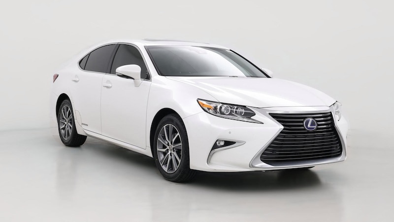 2018 Lexus ES Hybrid 300h Hero Image