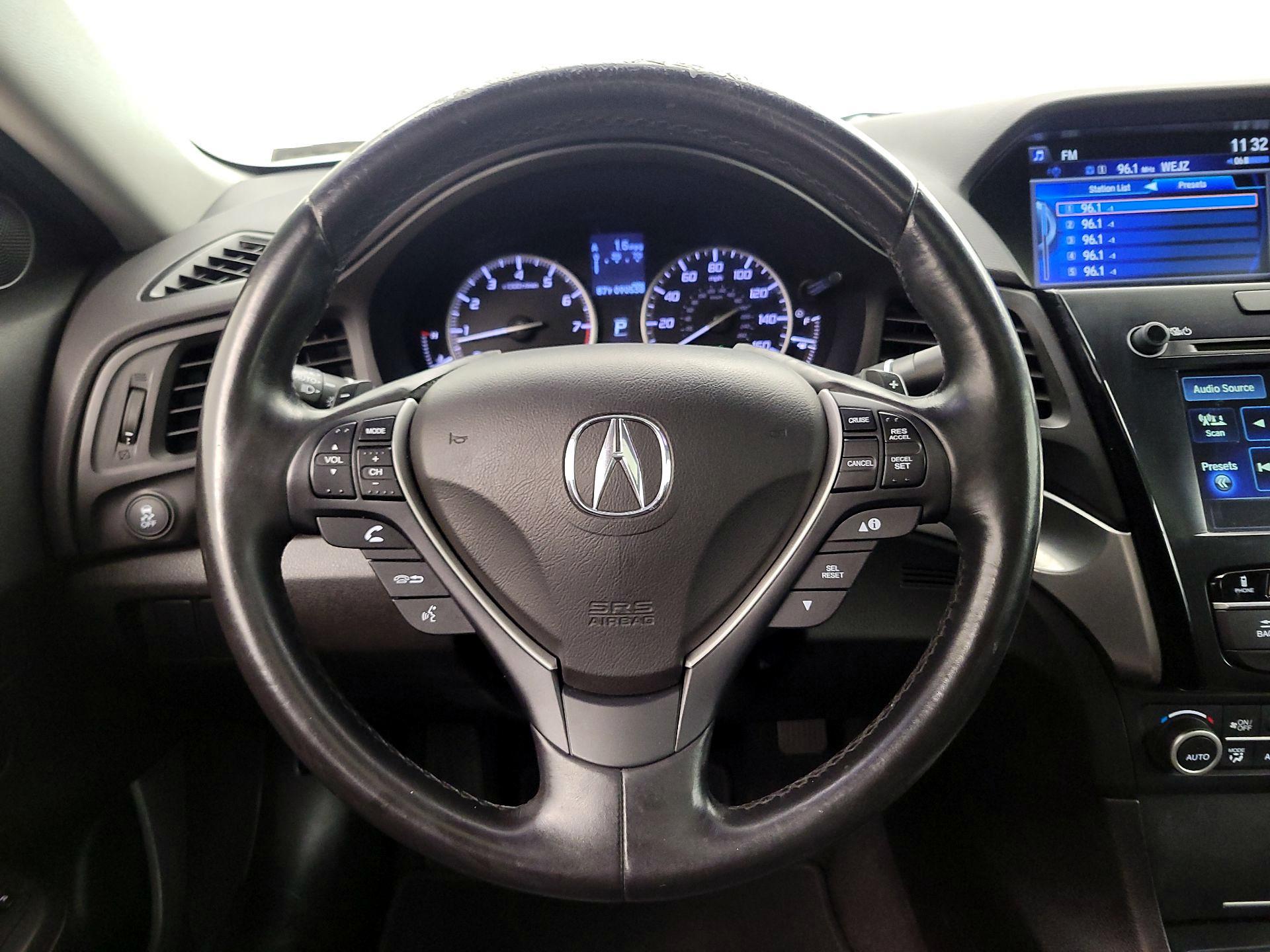 Thumbnail: 2017 Acura ILX - 10