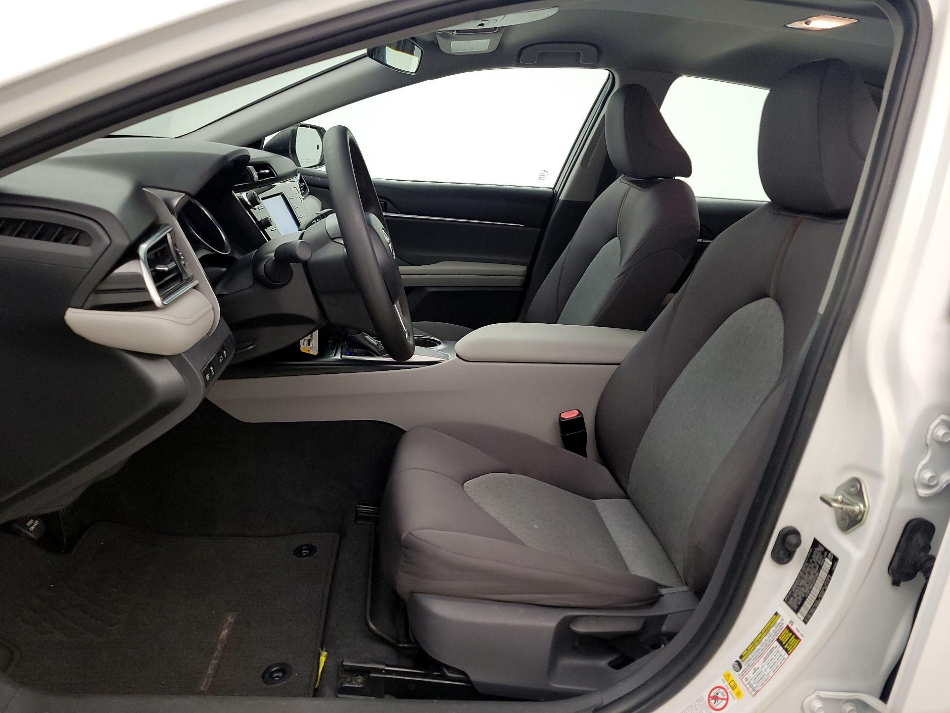 Thumbnail: 2018 Toyota Camry - 11
