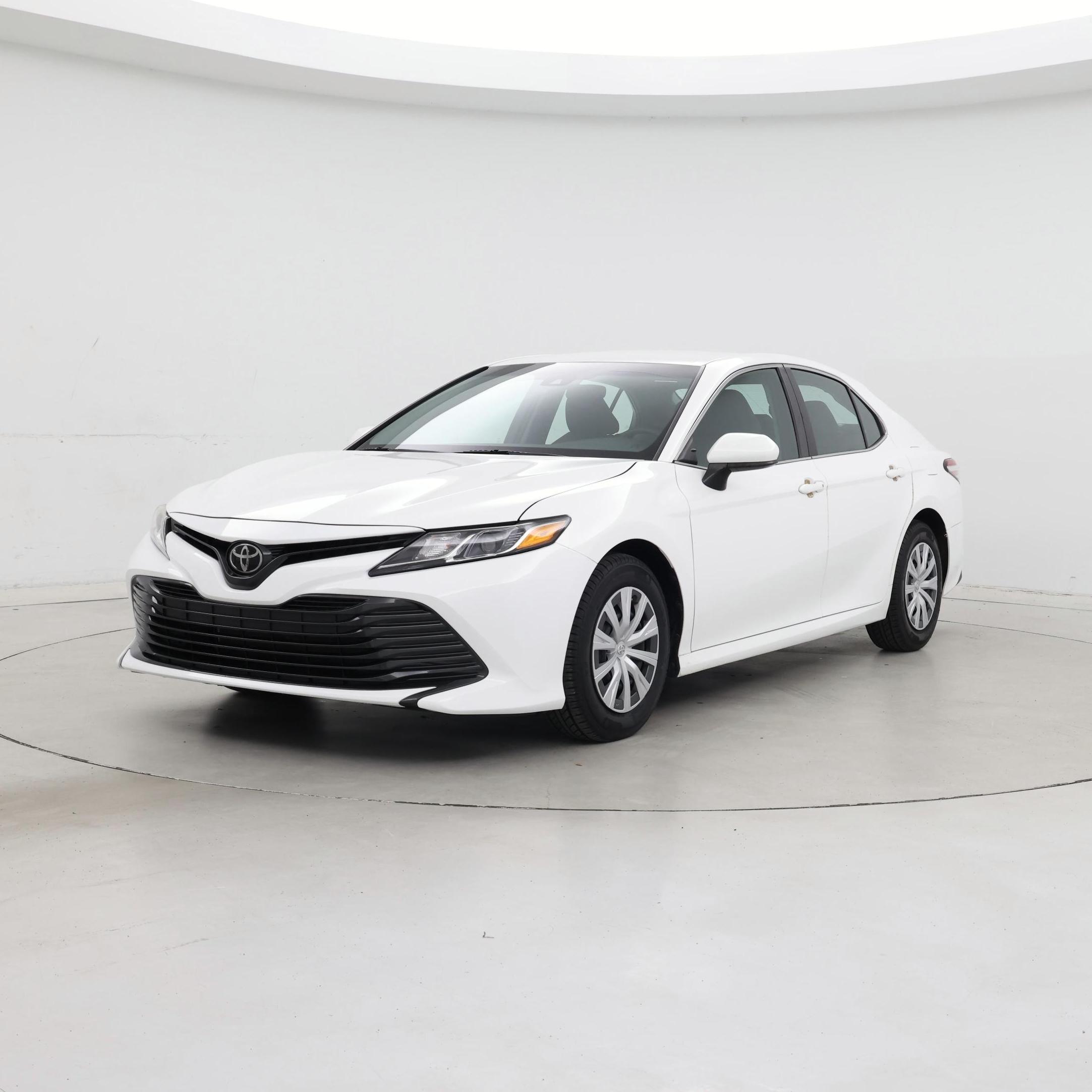 Thumbnail: 2018 Toyota Camry - 4