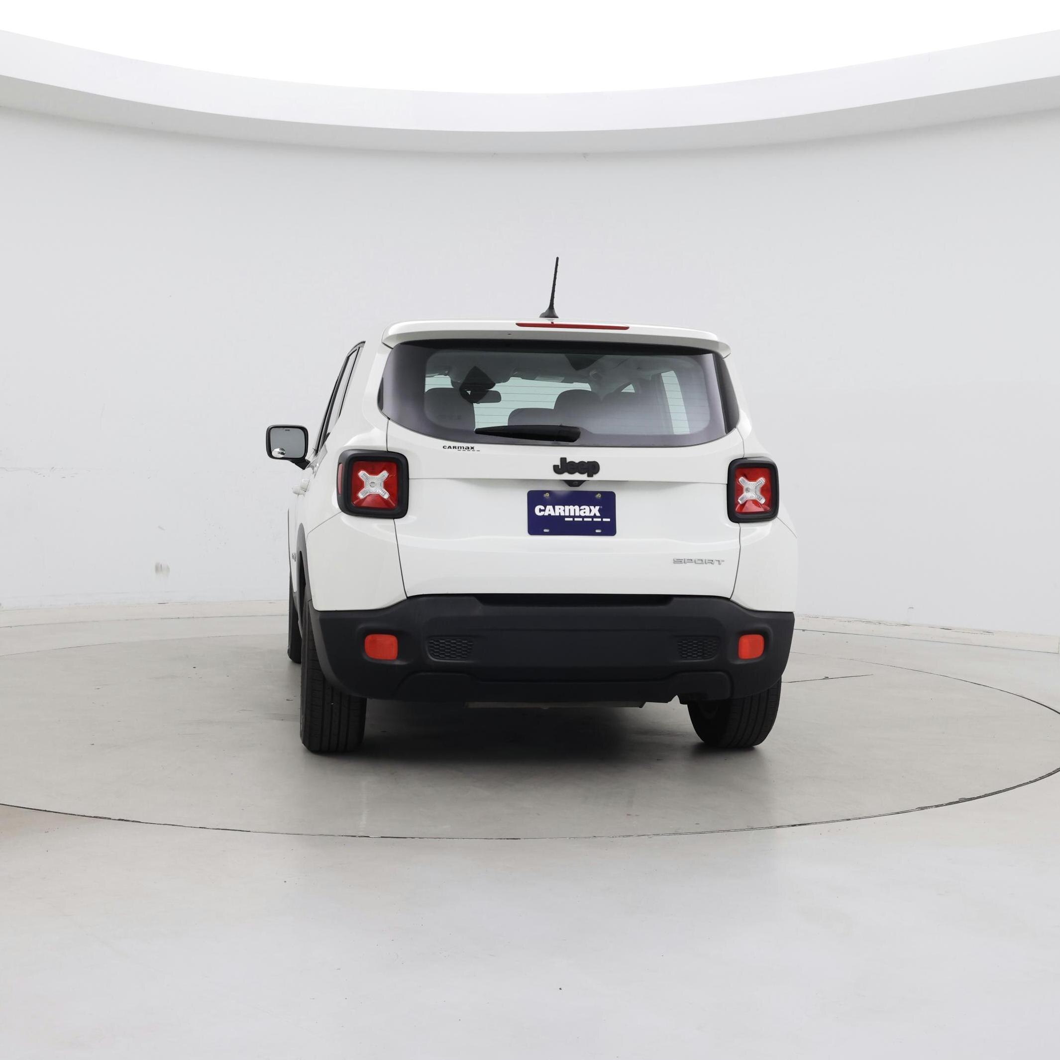 Thumbnail: 2016 Jeep Renegade - 6