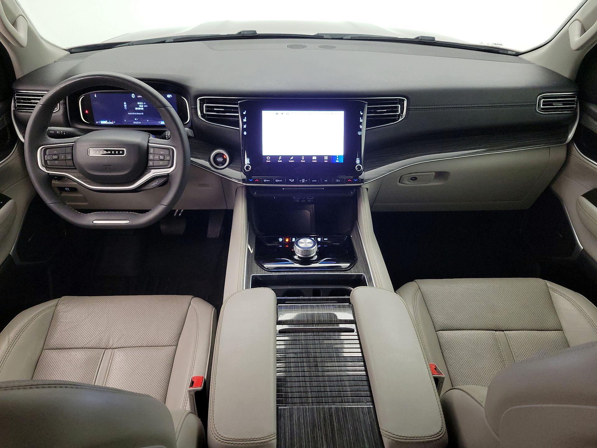 Thumbnail: 2022 Jeep Wagoneer - 9