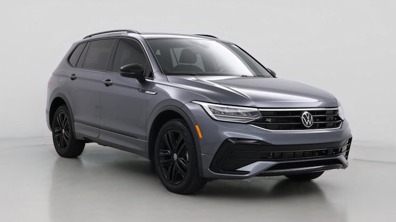 2022 Volkswagen Tiguan SE R-Line Black Hero Image