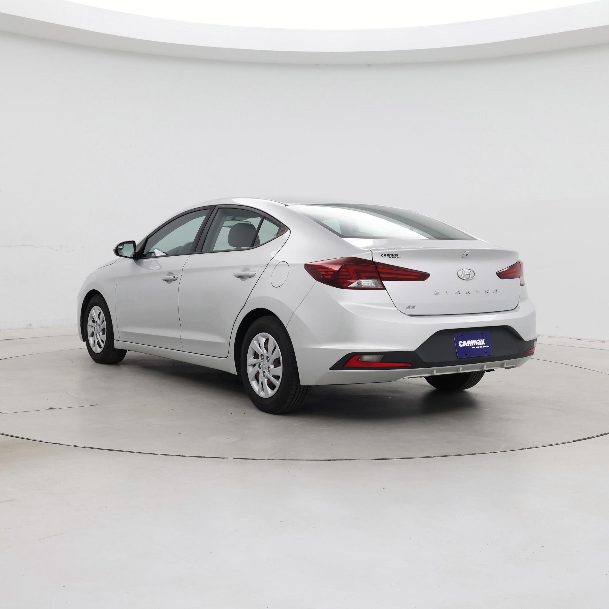 Thumbnail: 2019 Hyundai Elantra - 2