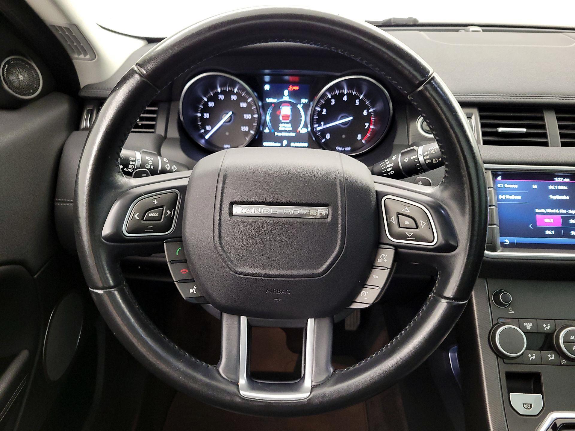 Thumbnail: 2019 Land Rover Range Rover Evoque - 10