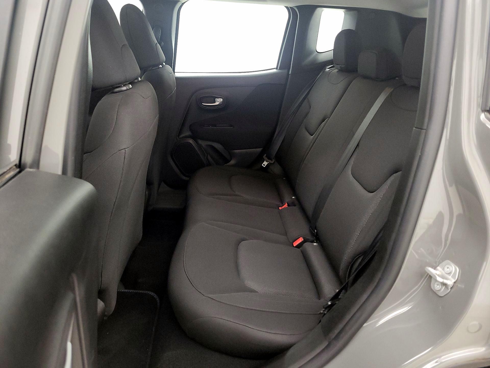 Thumbnail: 2020 Jeep Renegade - 19