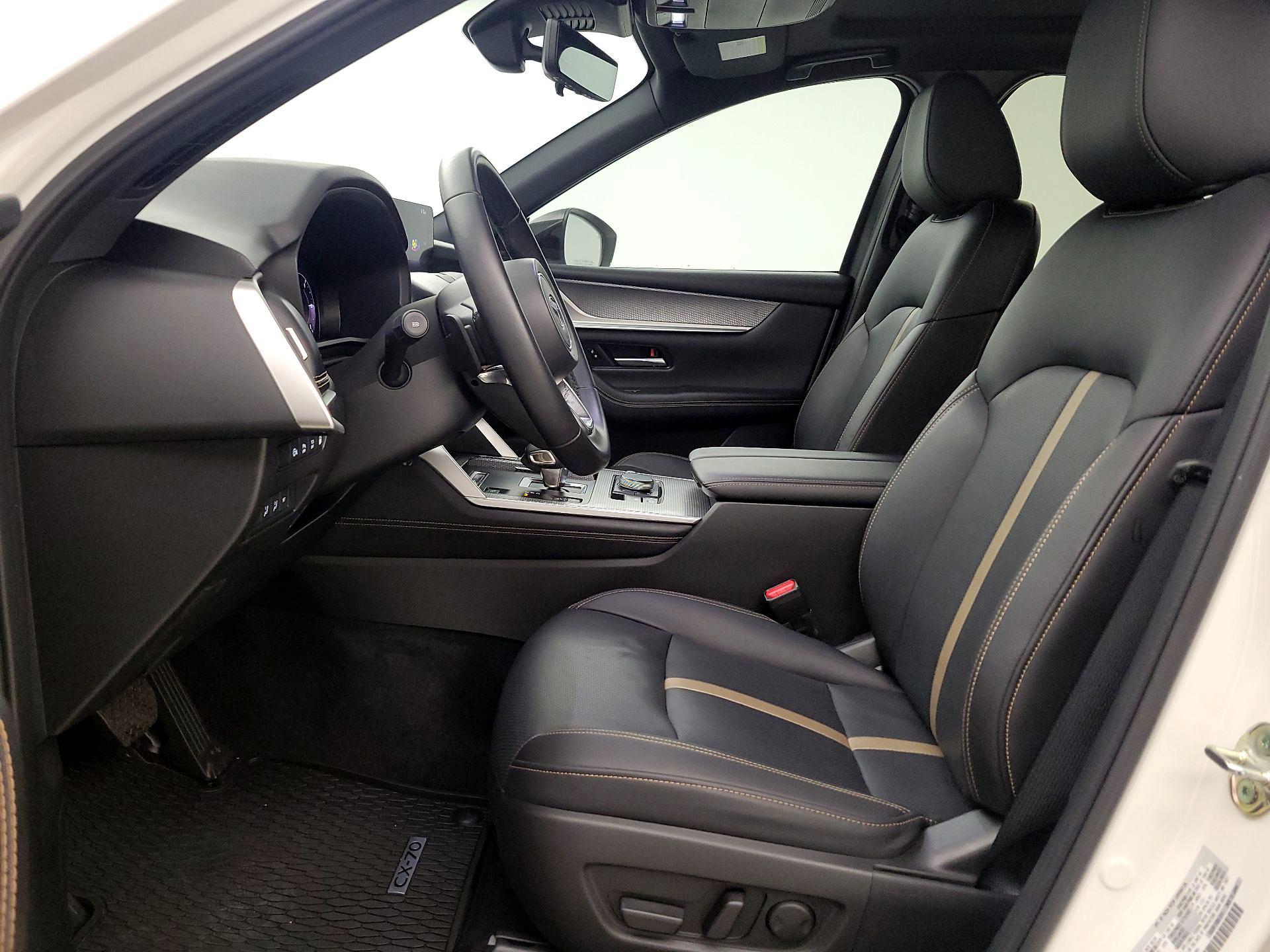 Thumbnail: 2025 Mazda CX-70 - 11