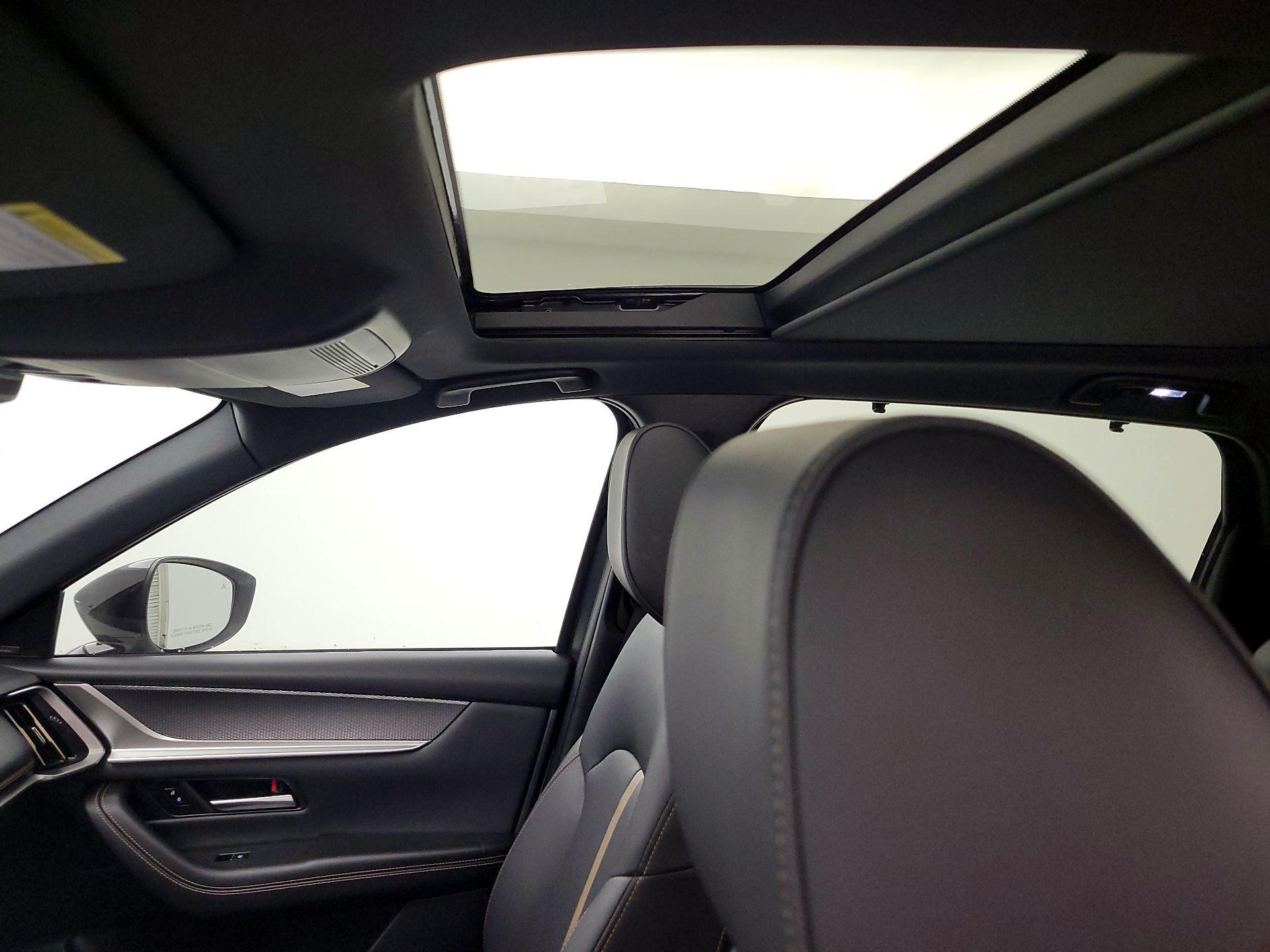 Thumbnail: 2025 Mazda CX-70 - 18