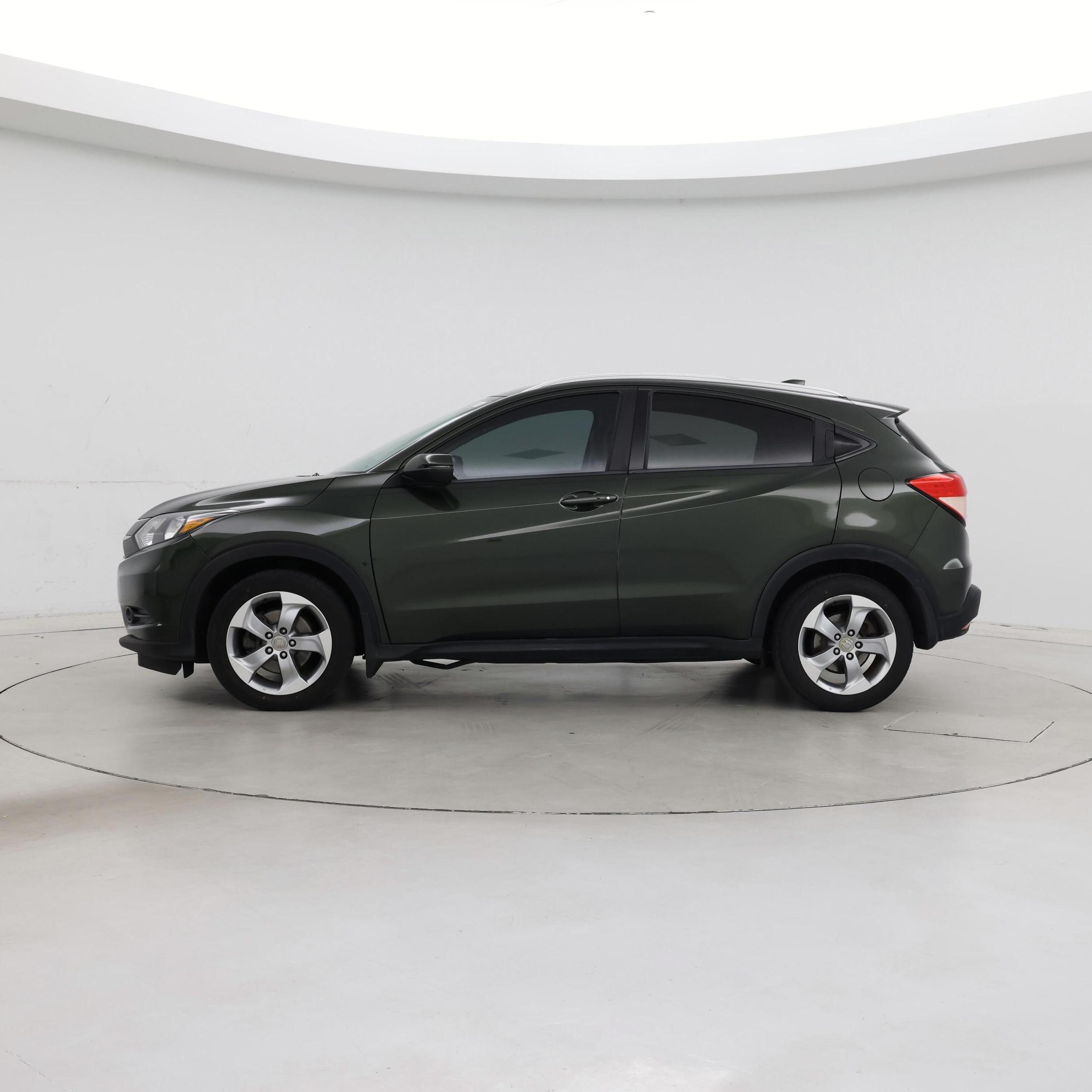 Thumbnail: 2017 Honda HR-V - 3