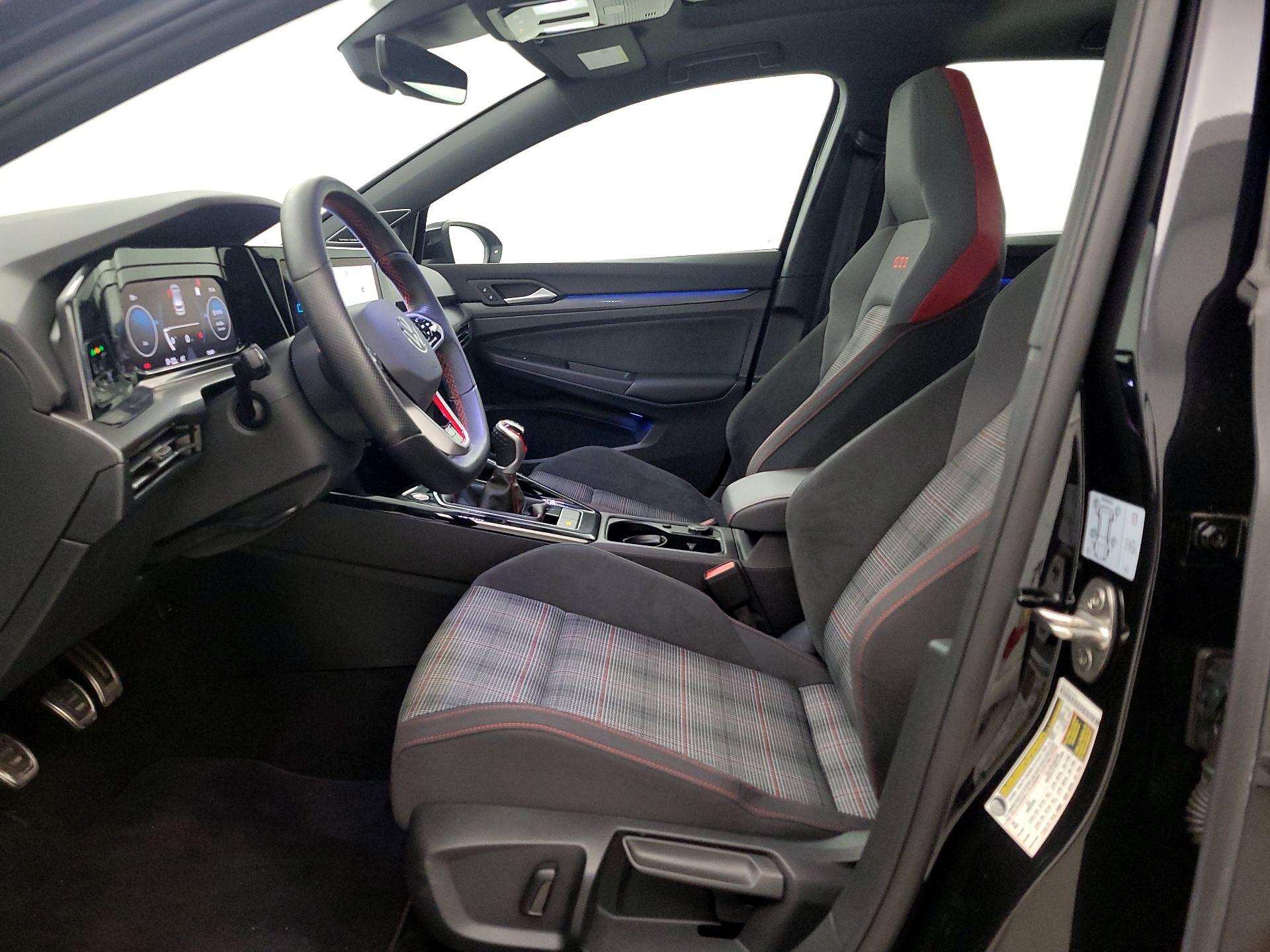 Thumbnail: 2024 Volkswagen Golf - 11