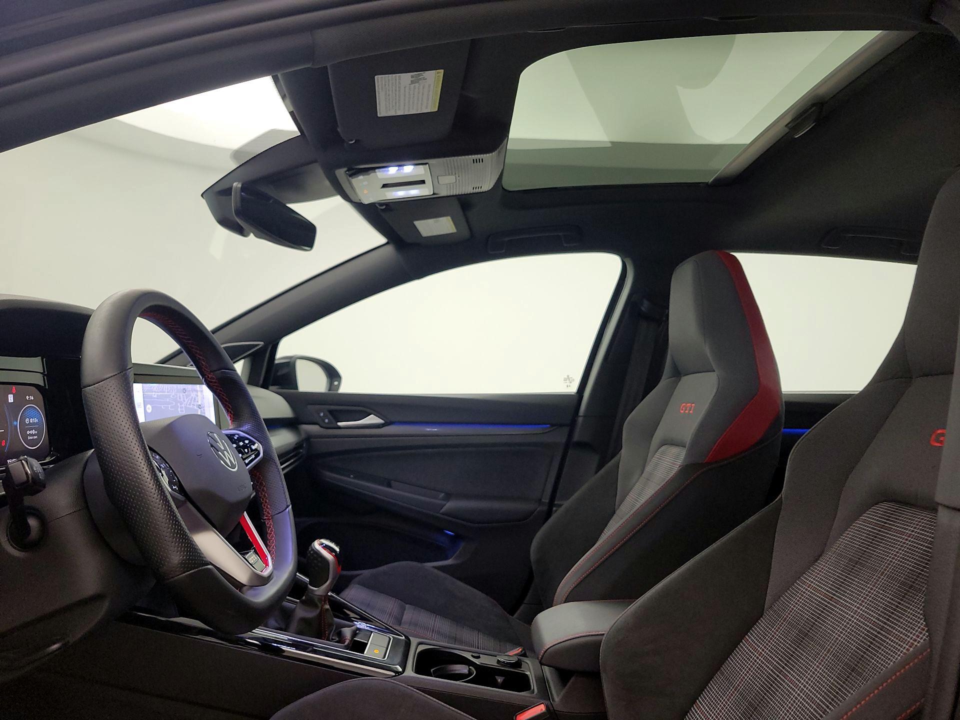 Thumbnail: 2024 Volkswagen Golf - 20