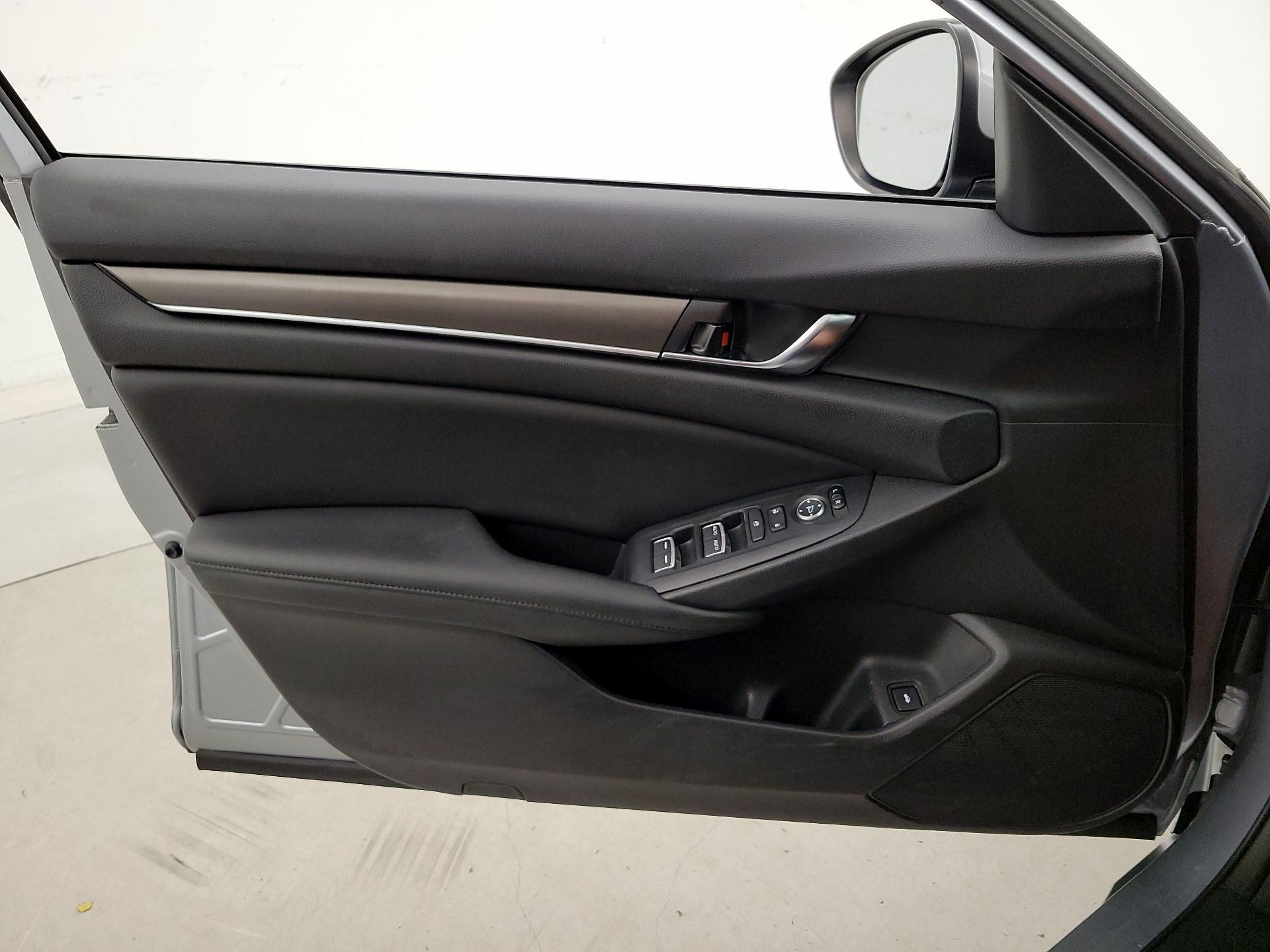 Thumbnail: 2020 Honda Accord - 12