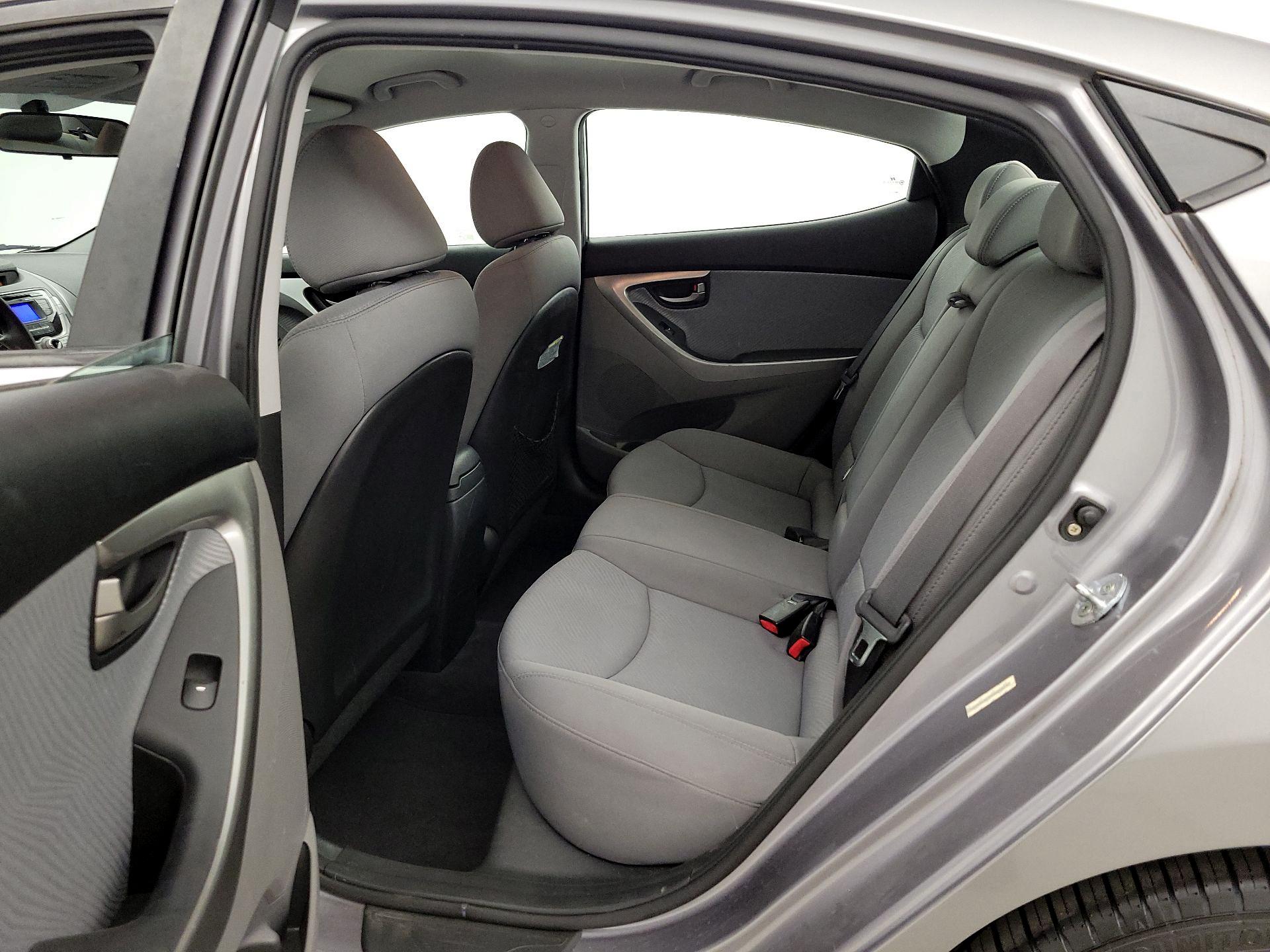 Thumbnail: 2013 Hyundai Elantra - 18