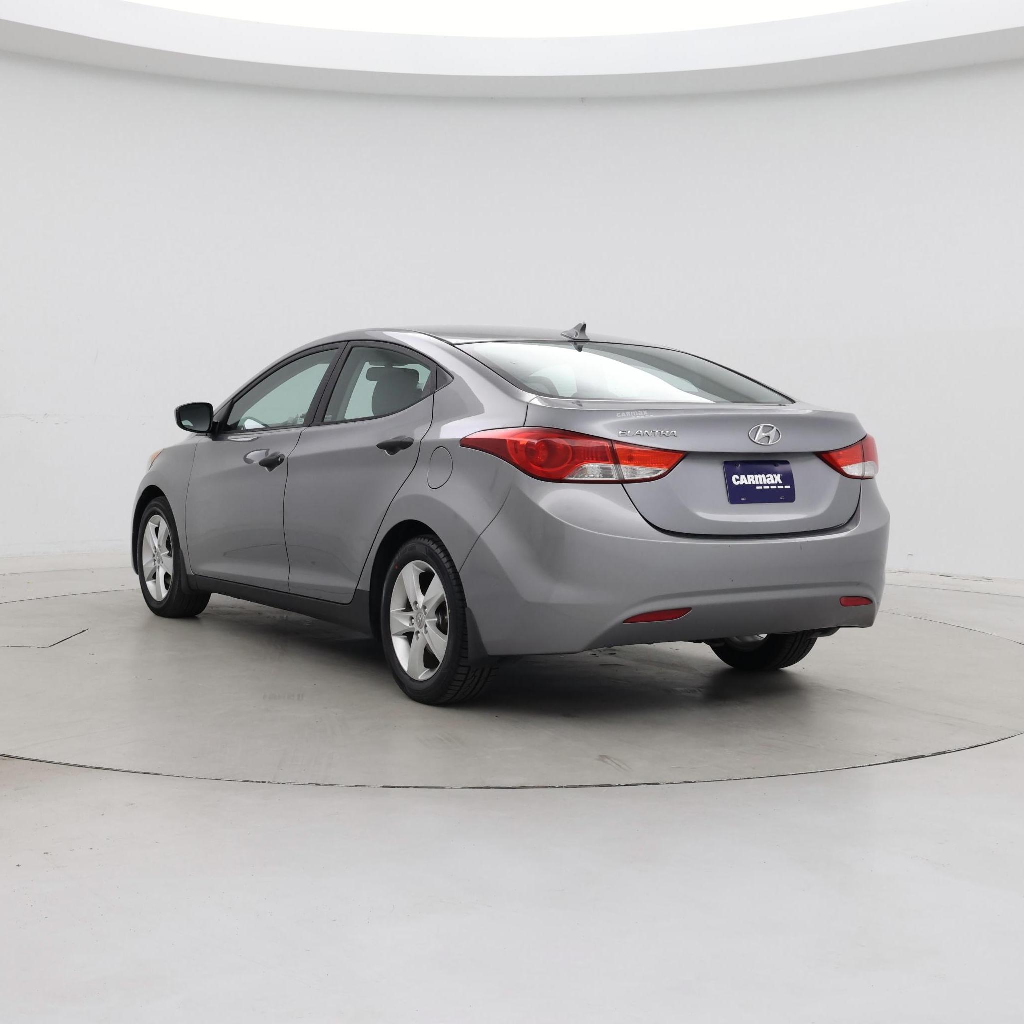 Thumbnail: 2013 Hyundai Elantra - 2