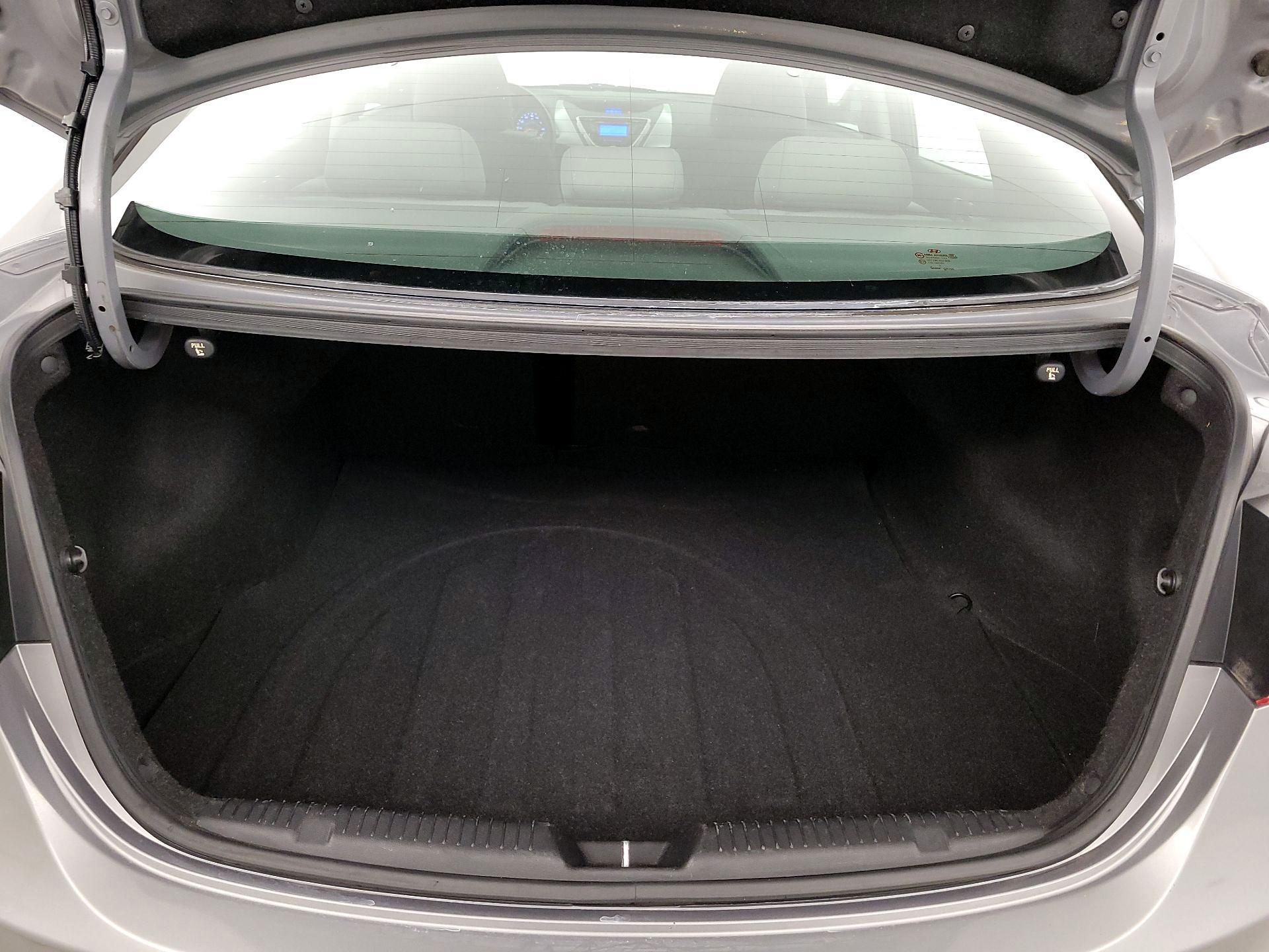 Thumbnail: 2013 Hyundai Elantra - 19