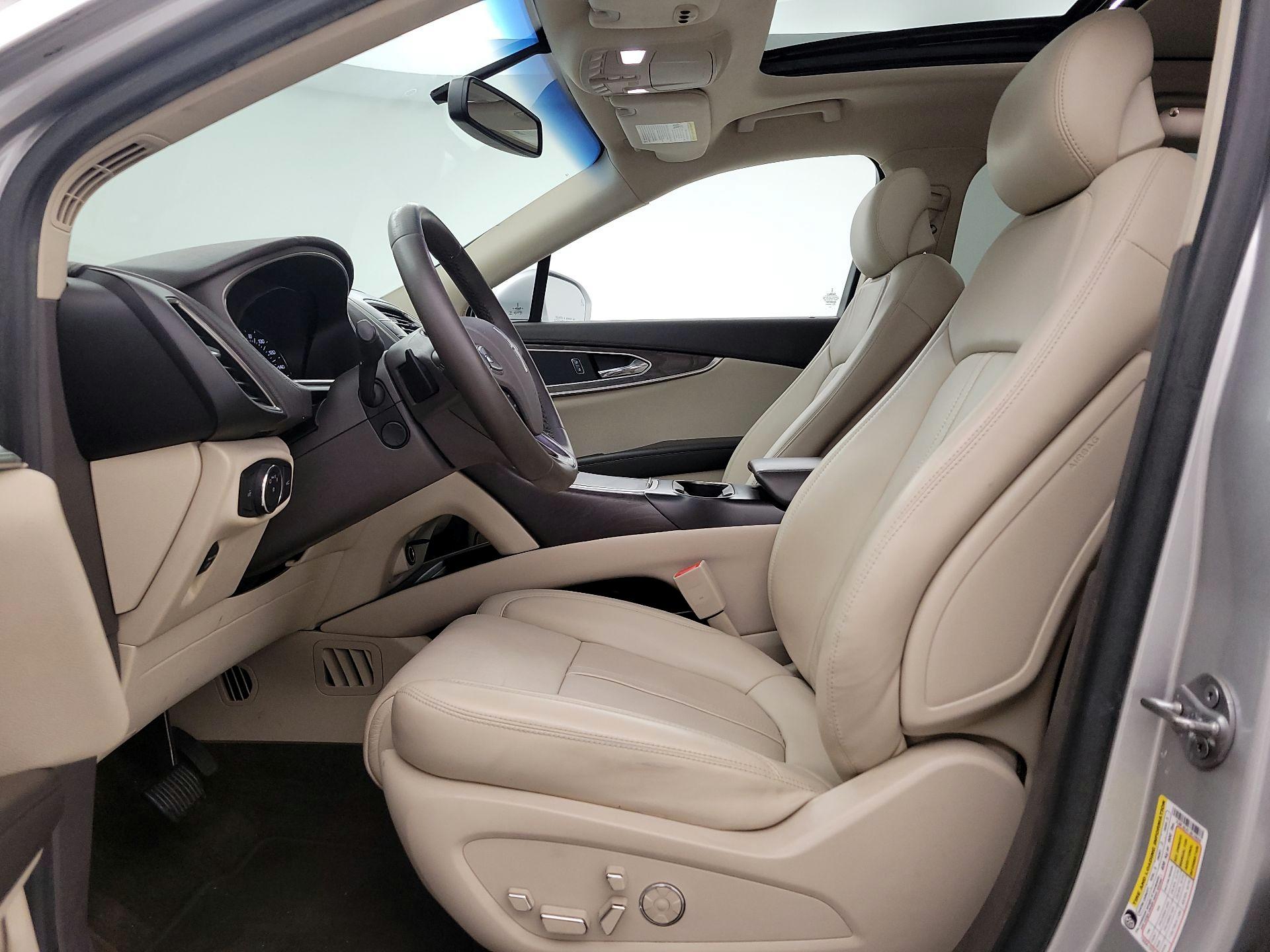 Thumbnail: 2018 Lincoln MKX - 11