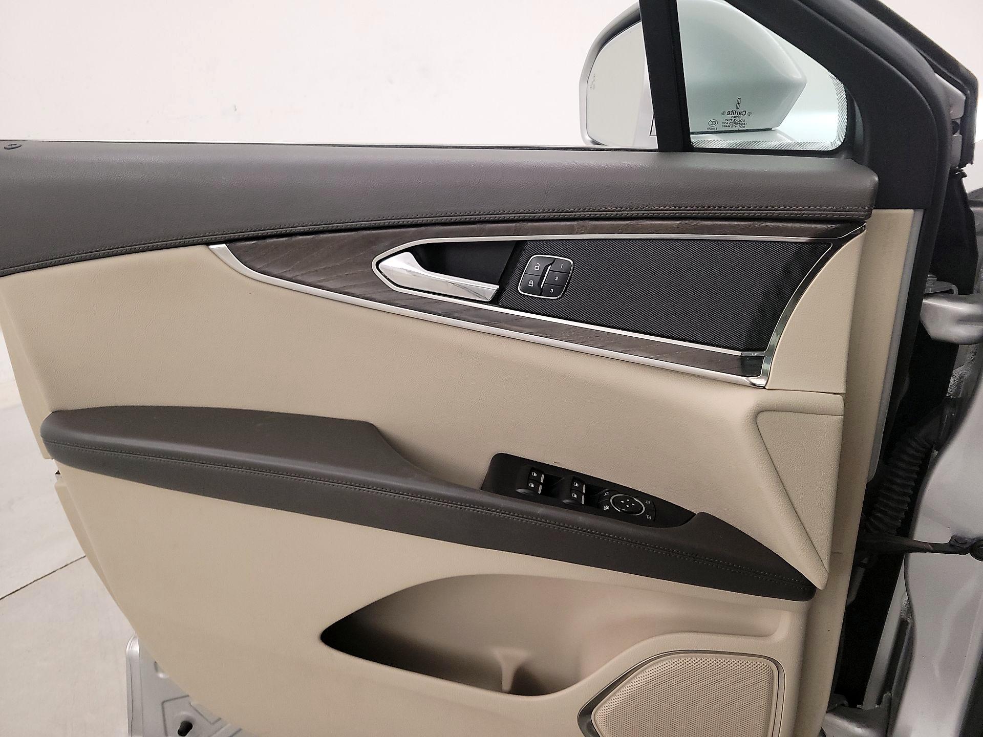 Thumbnail: 2018 Lincoln MKX - 12