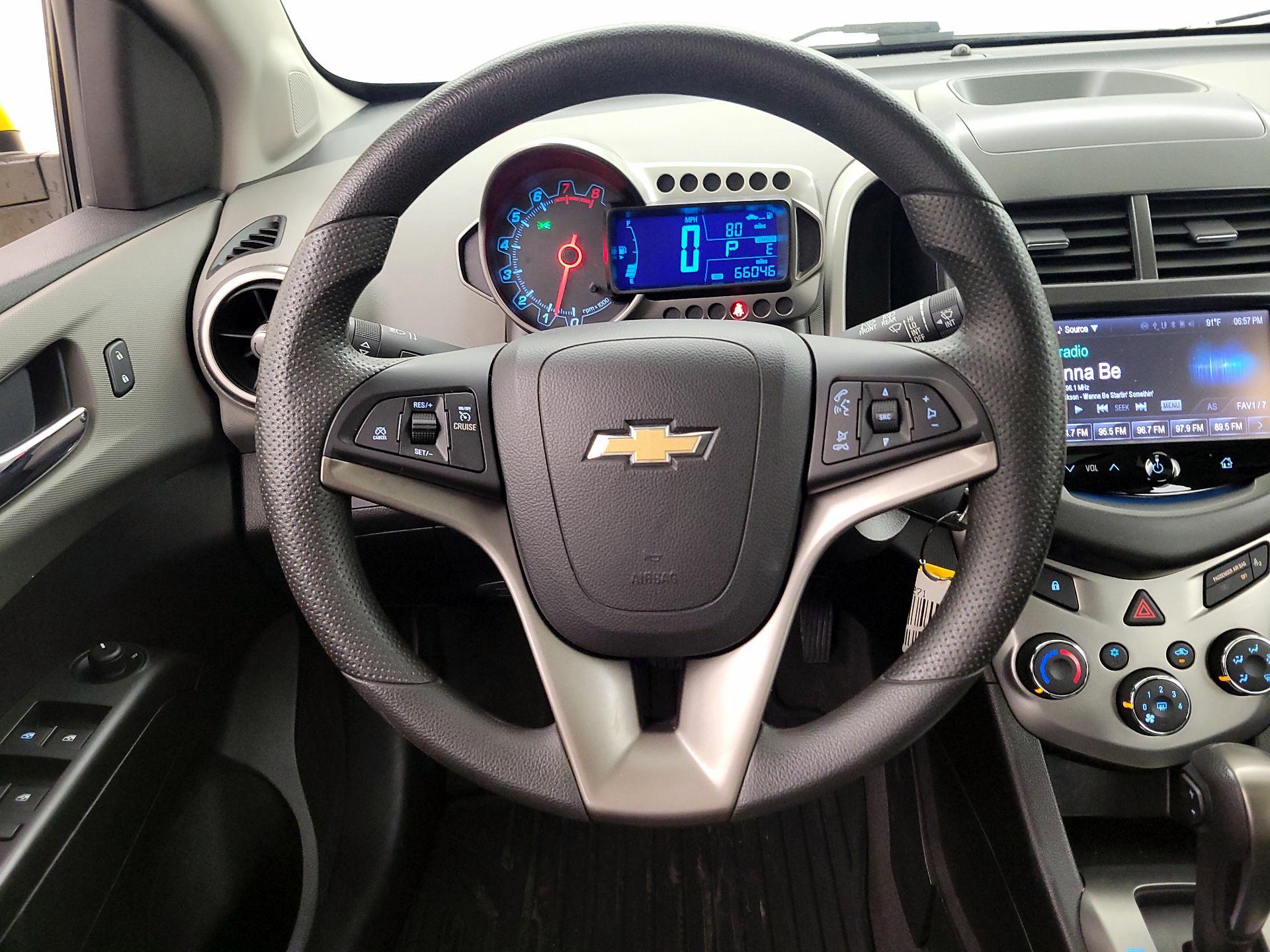 Thumbnail: 2015 Chevrolet Sonic - 10