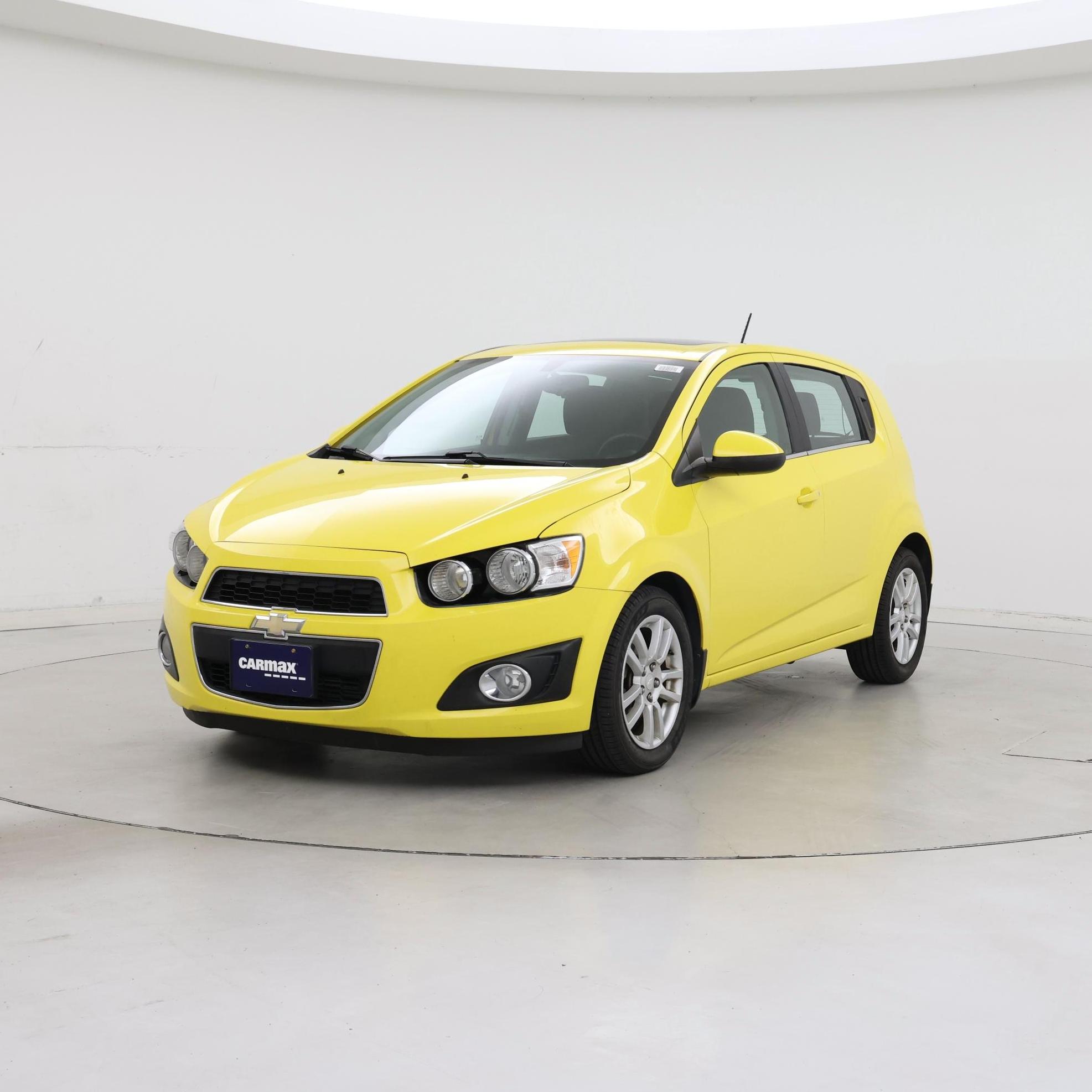 Thumbnail: 2015 Chevrolet Sonic - 4